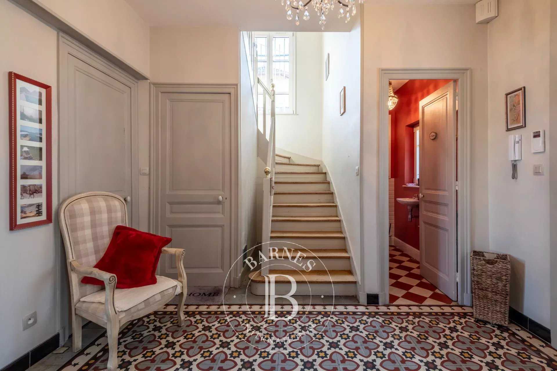 Maison Tassin-la-Demi-Lune  -  ref 86205533 (picture 2)