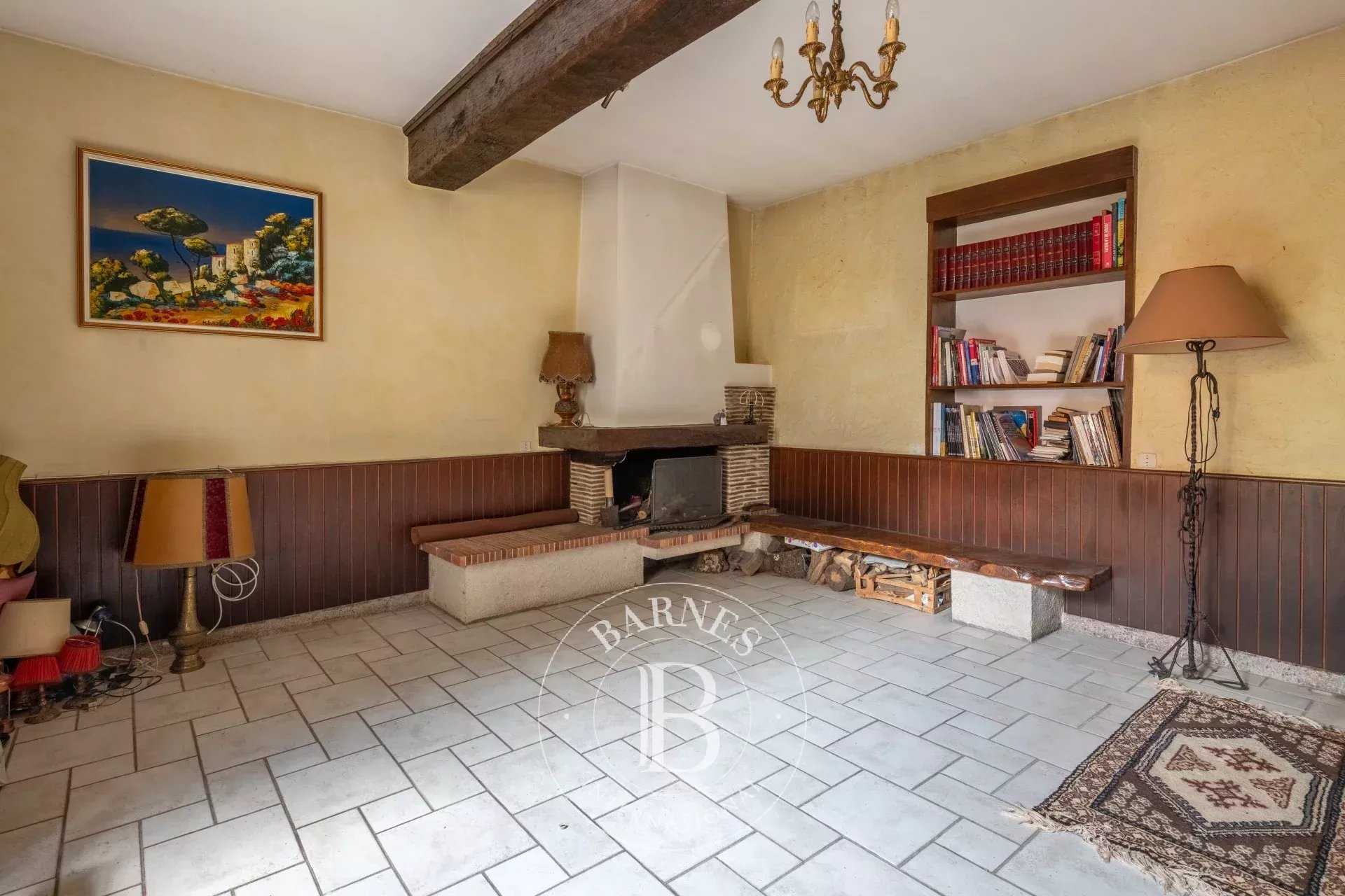 Maison de village Chaleins  -  ref 86407694 (picture 3)