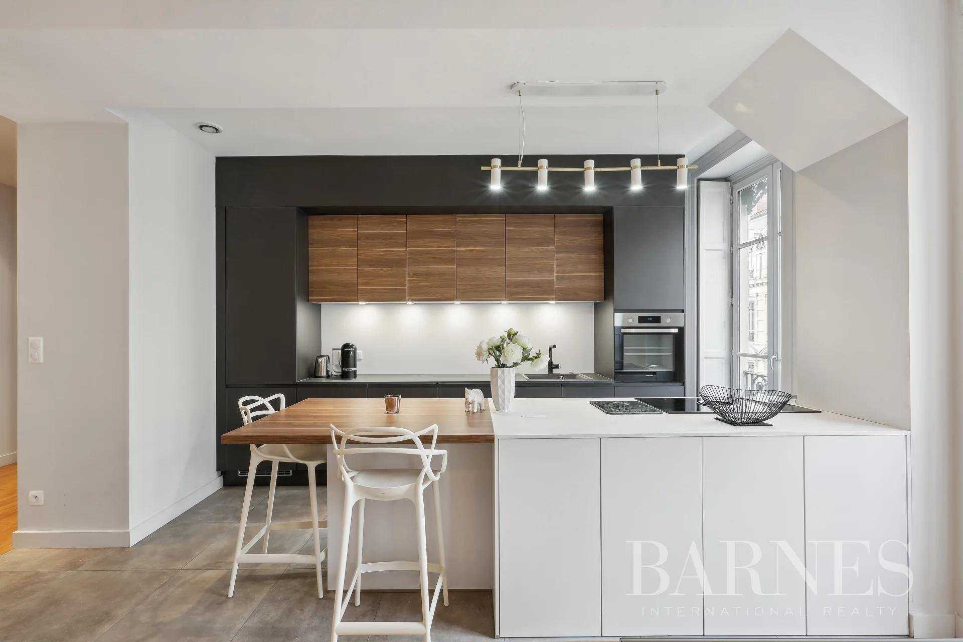 Apartment Lyon 69002  -  ref 8216987 (picture 2)