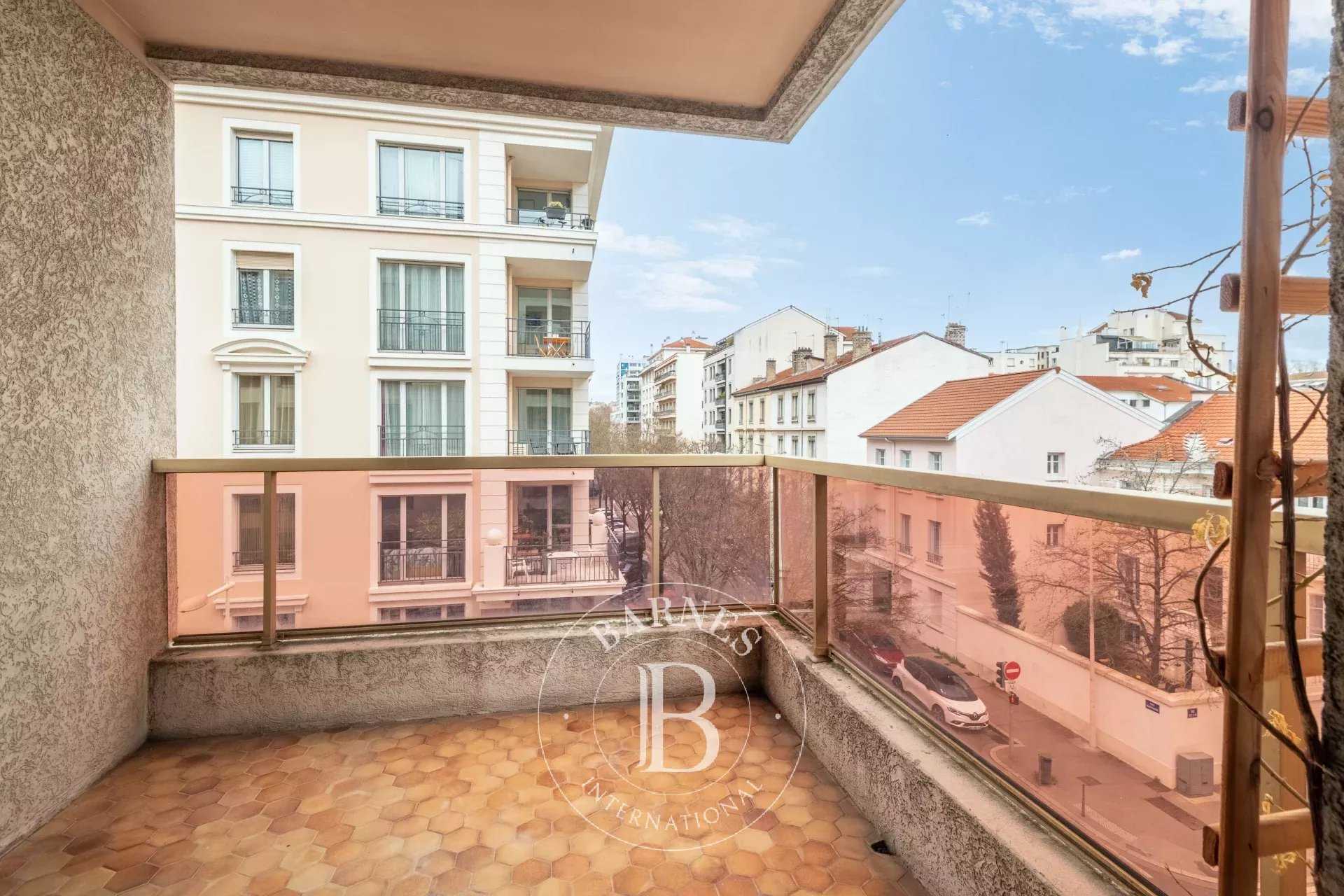 Appartement Lyon 69006  -  ref 85631045 (picture 3)
