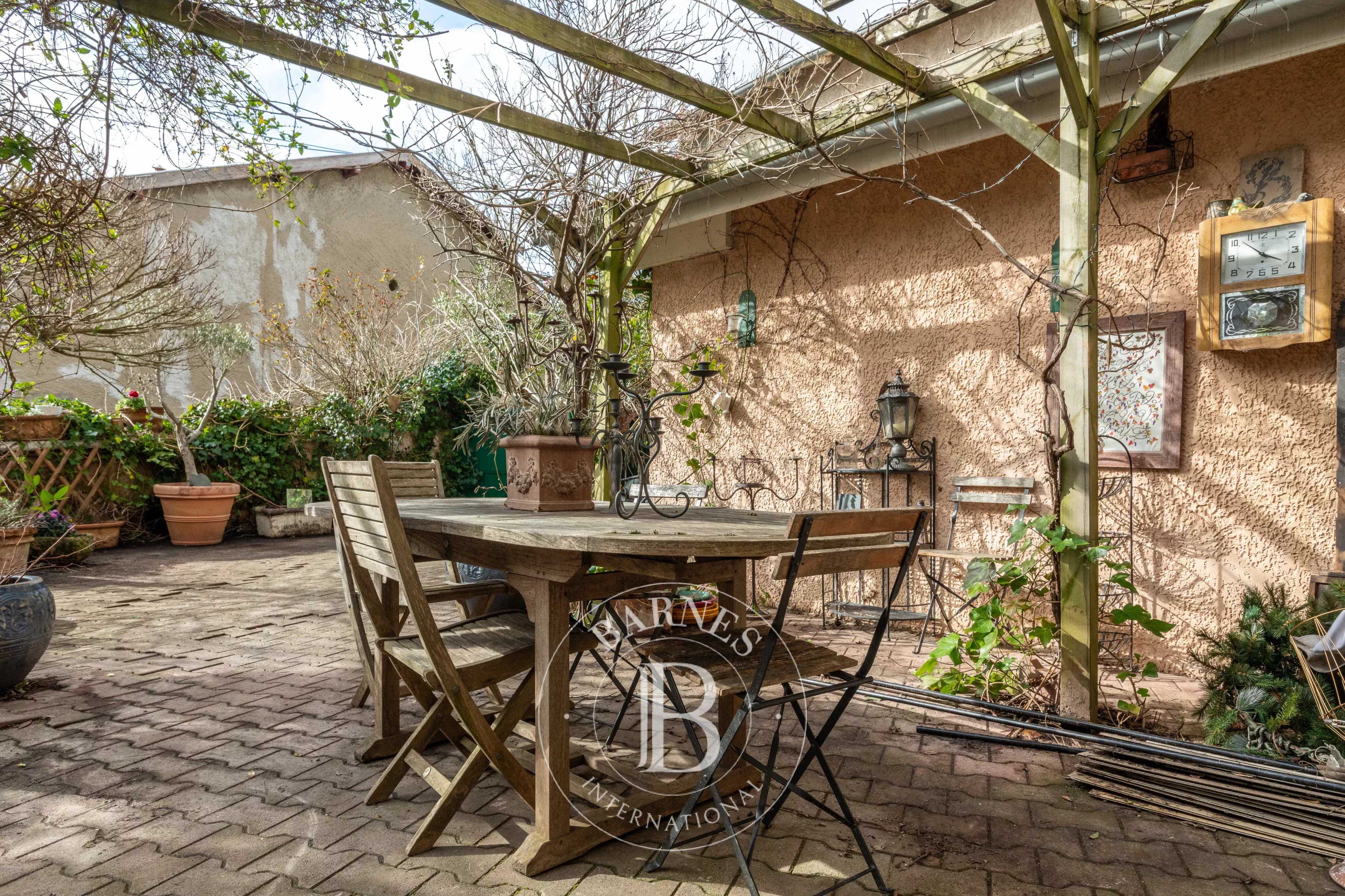 Maison de village Montanay  -  ref 86197817 (picture 2)