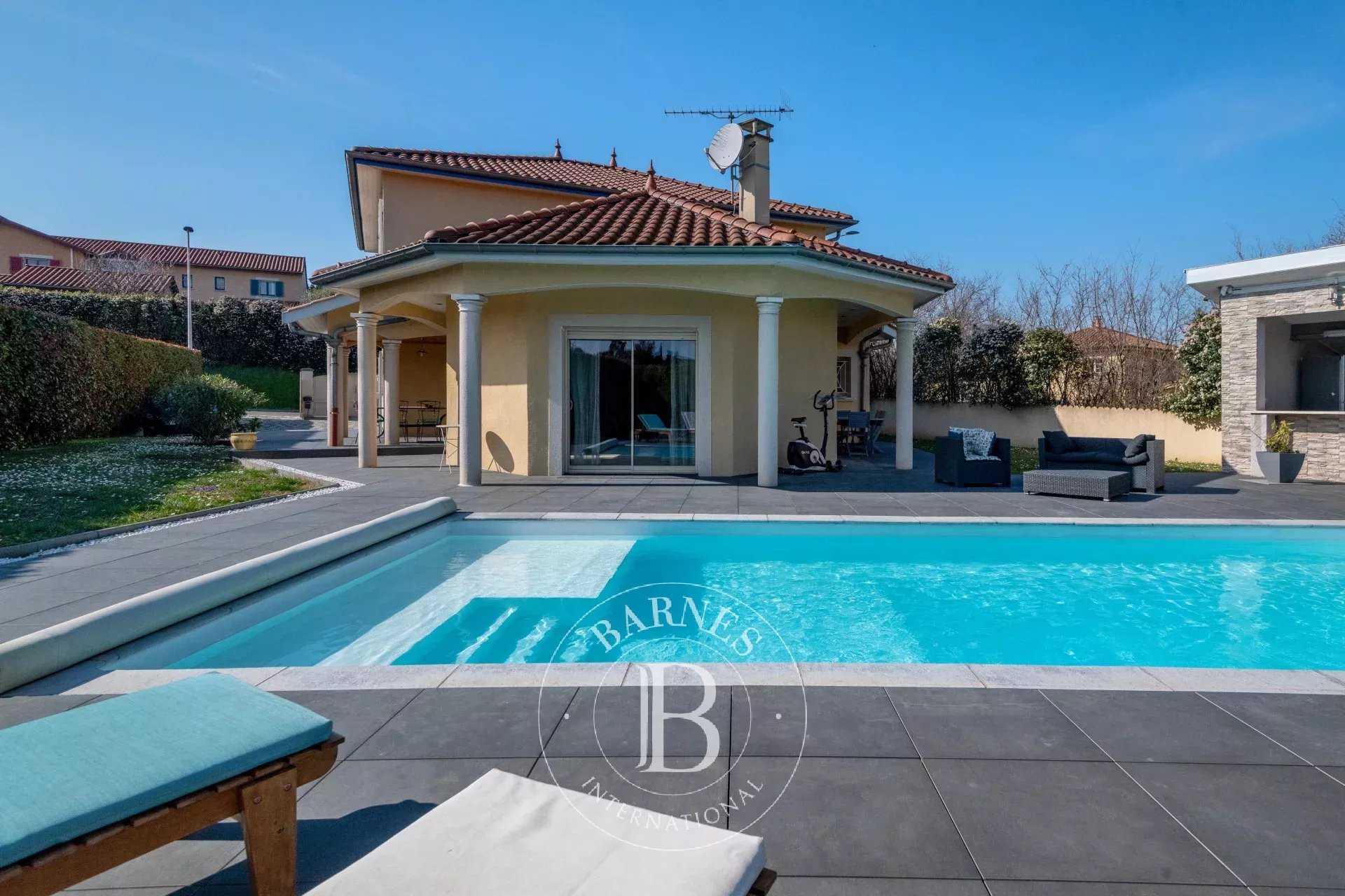 Maison Solaize  -  ref 85646369 (picture 1)