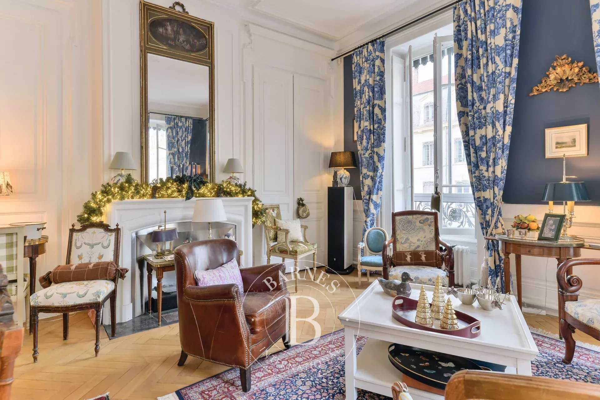 Appartement Lyon 69006  -  ref 83624321 (picture 1)