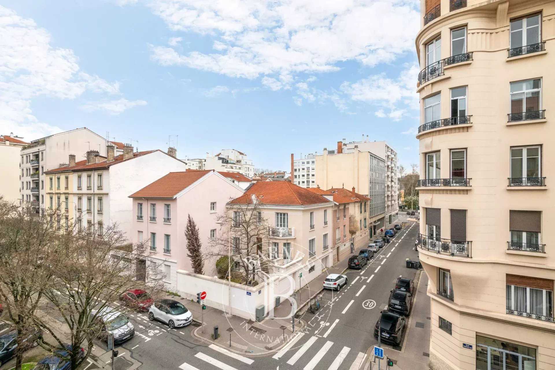 Appartement Lyon 69006  -  ref 85631045 (picture 1)