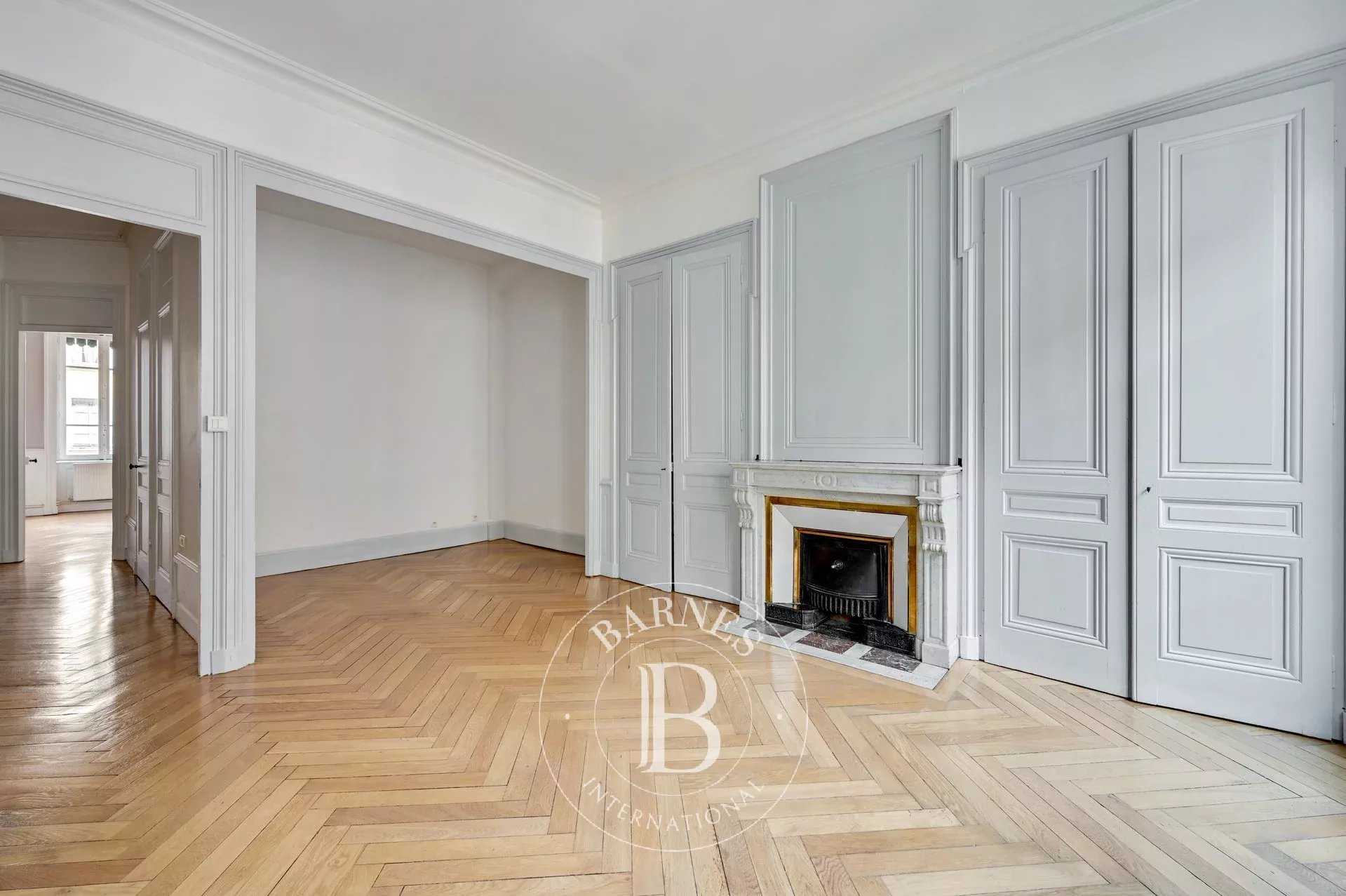 Apartment Lyon 69006  -  ref 4693479 (picture 2)