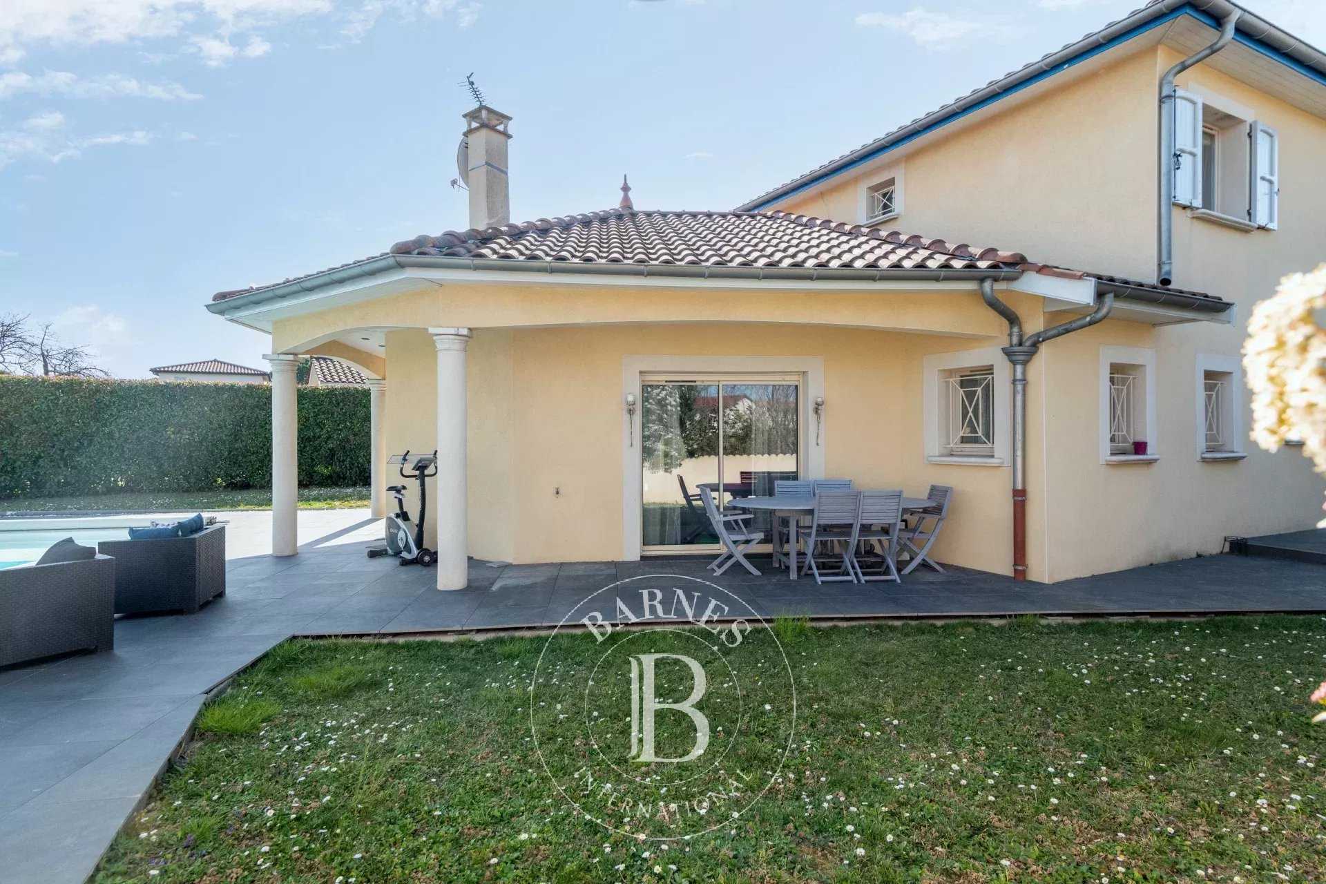 Maison Solaize  -  ref 85646369 (picture 2)