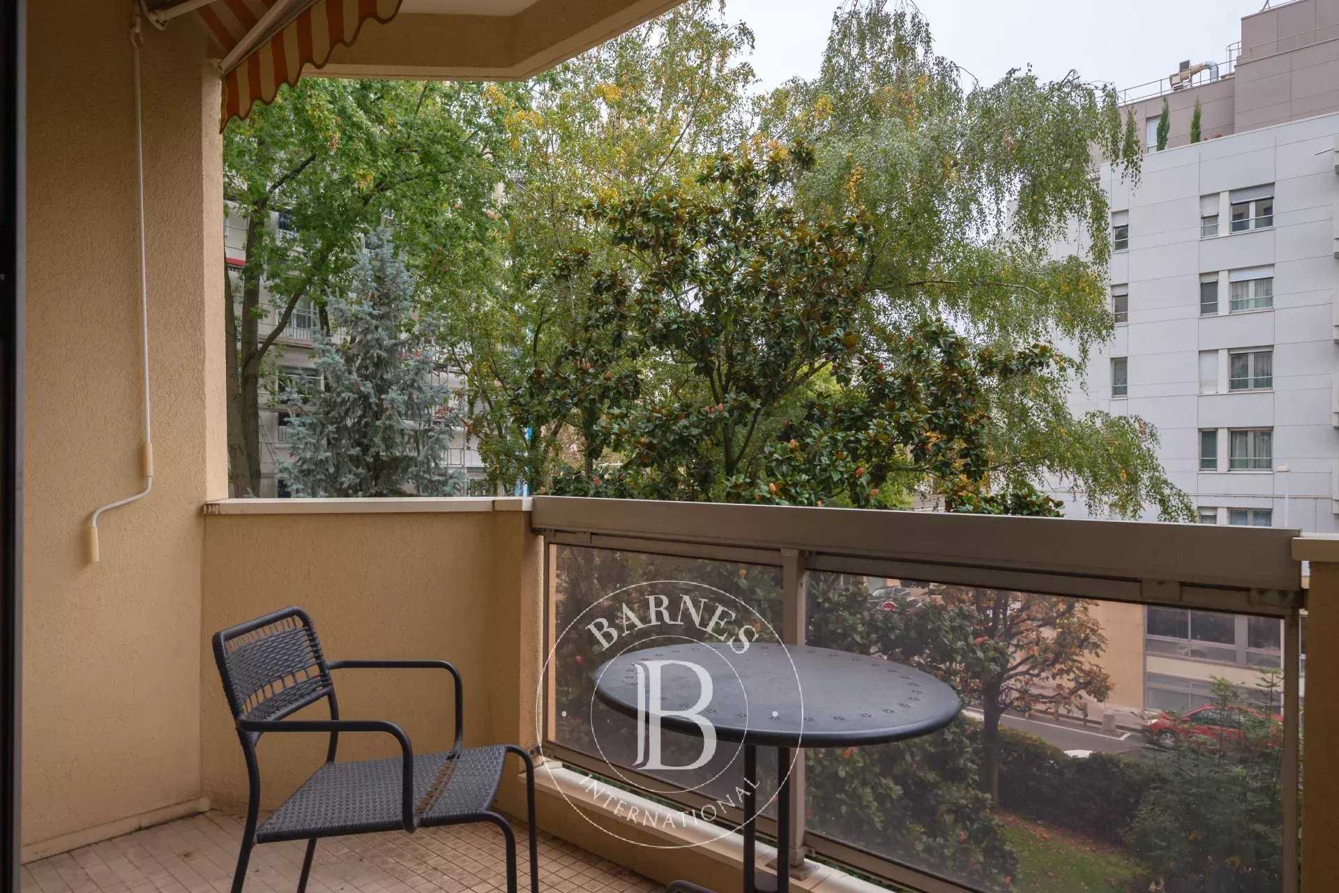 Appartement Lyon 69006  -  ref 85342357 (picture 1)