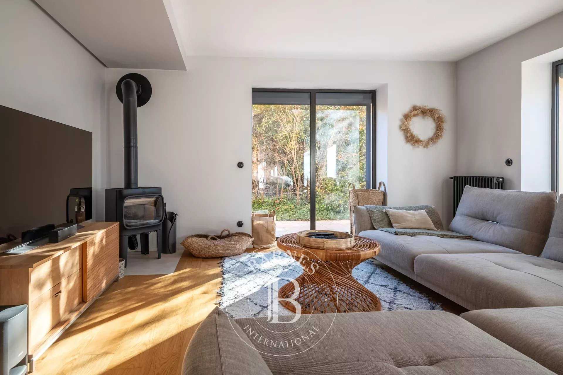 Maison Fontaines-sur-Saône  -  ref 85049964 (picture 1)