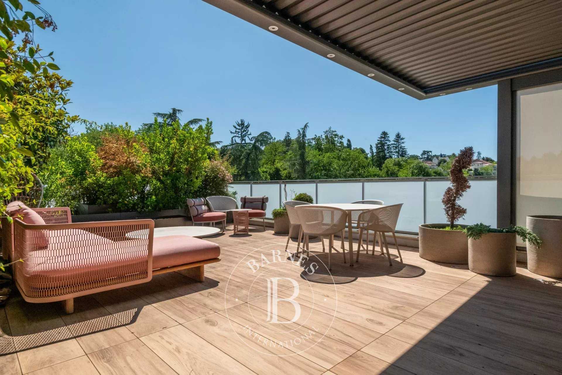 Apartment Écully  -  ref 85978414 (picture 1)