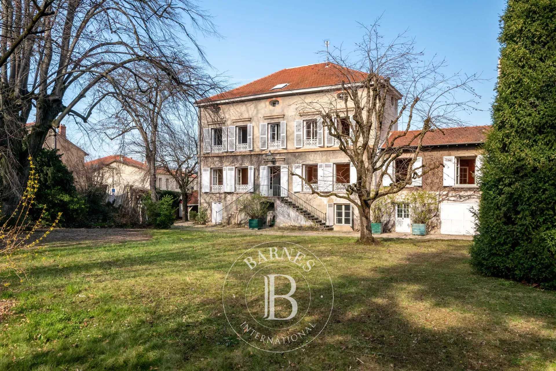 Maison Oullins  -  ref 85633615 (picture 1)
