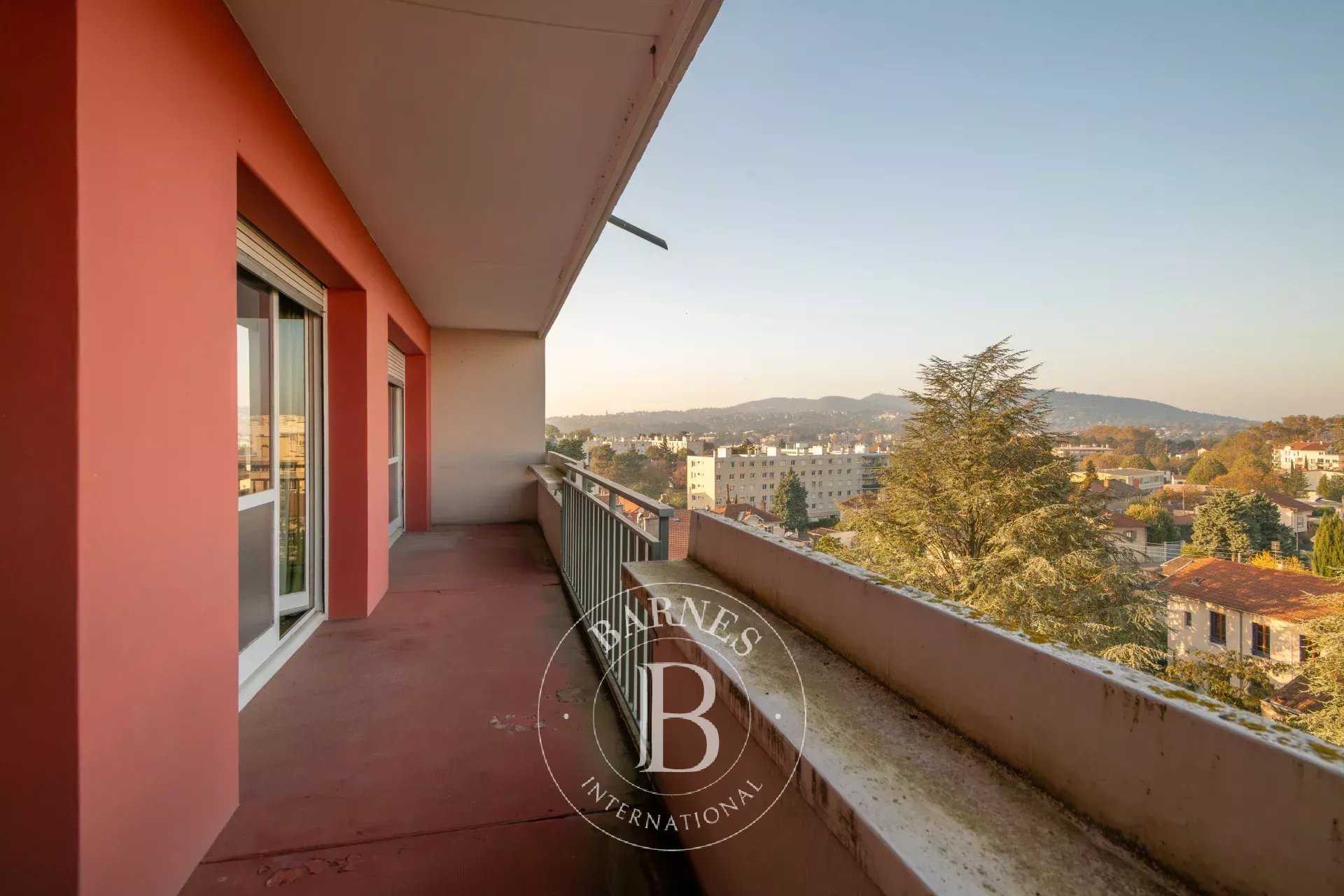 Apartment Caluire-et-Cuire  -  ref 85295554 (picture 1)