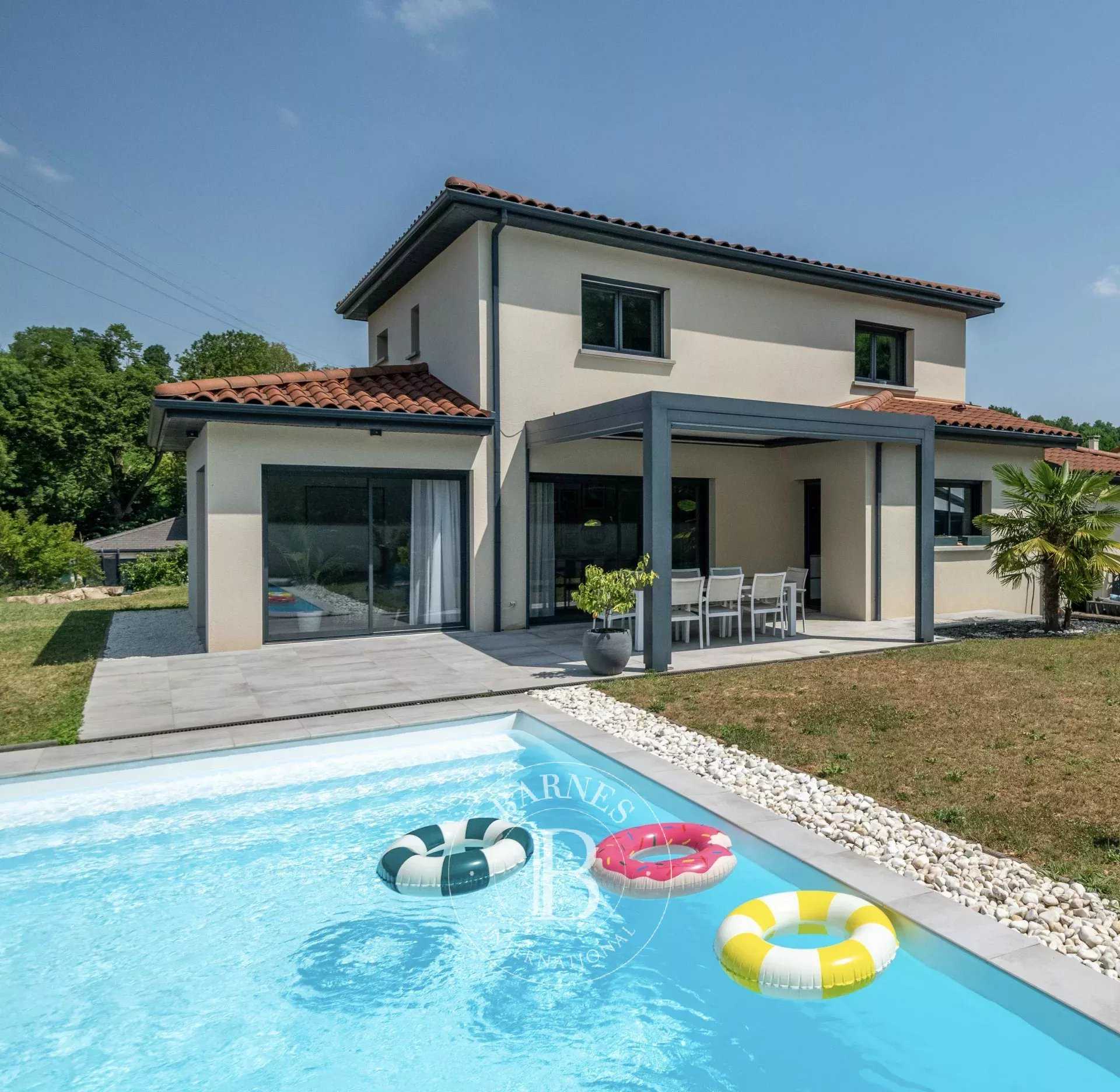 Maison Chaponnay  -  ref 86091994 (picture 1)