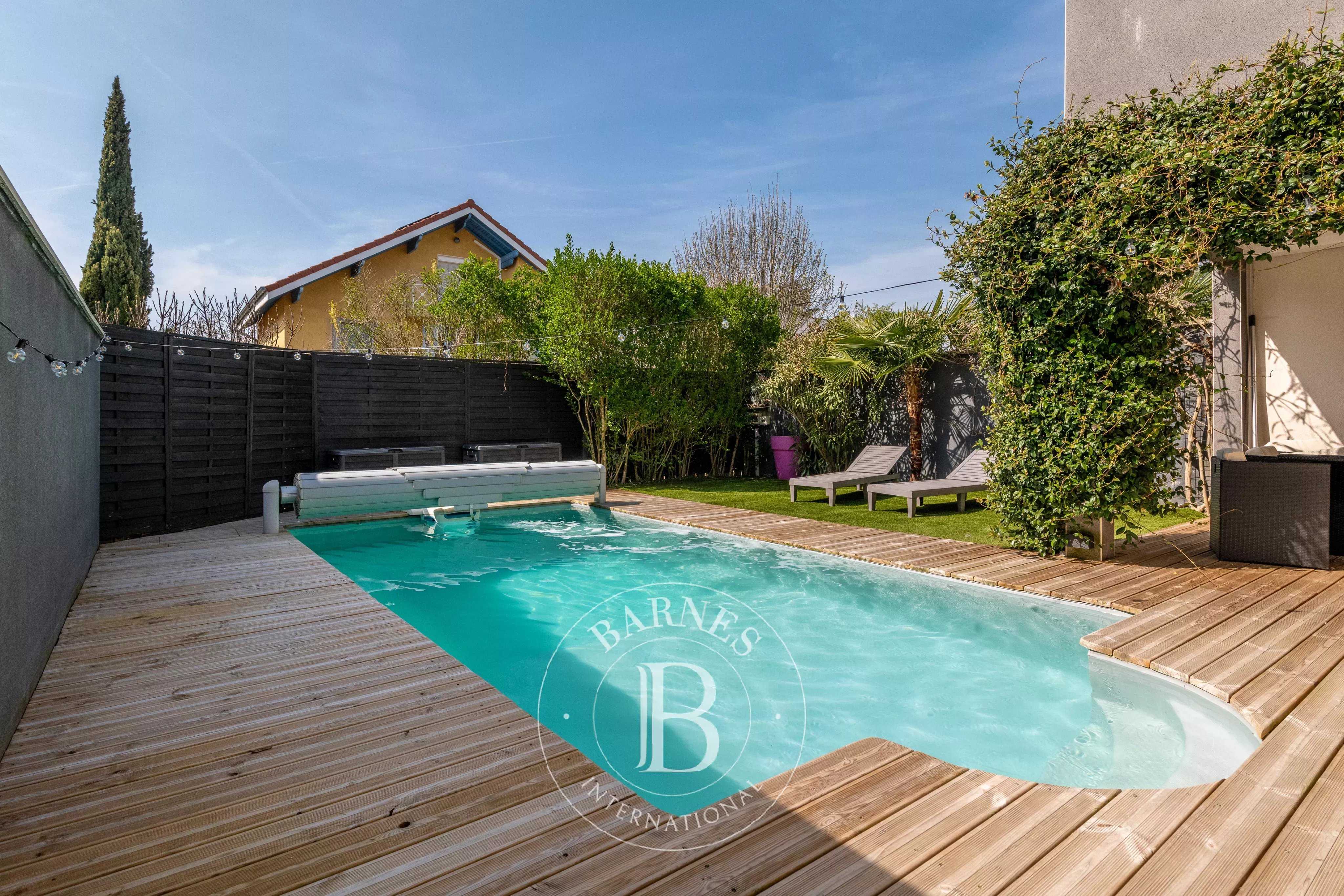 Maison Tassin-la-Demi-Lune  -  ref 86831869 (picture 2)