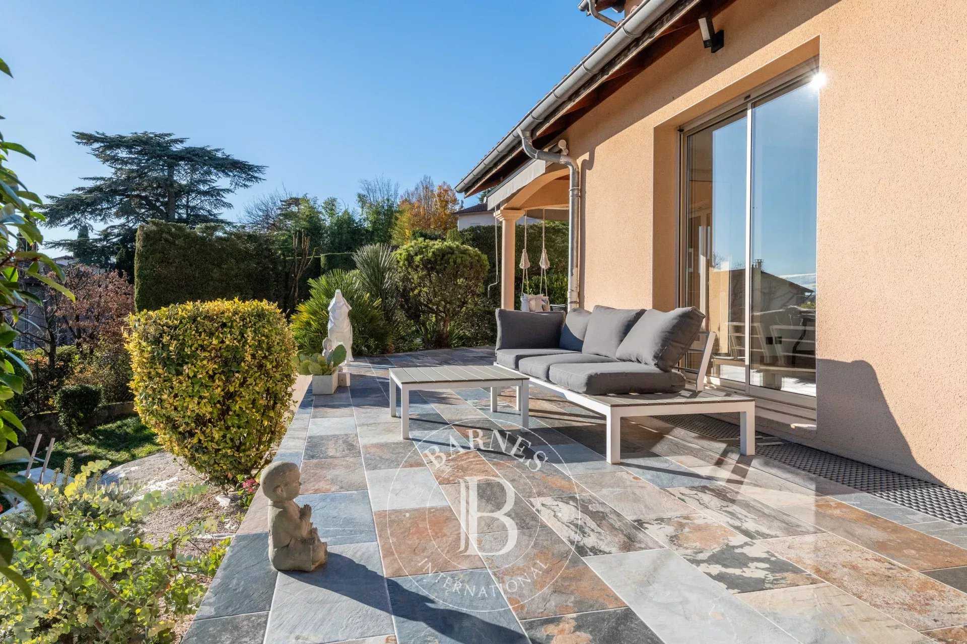 House Sainte-Foy-lès-Lyon  -  ref 85067895 (picture 2)