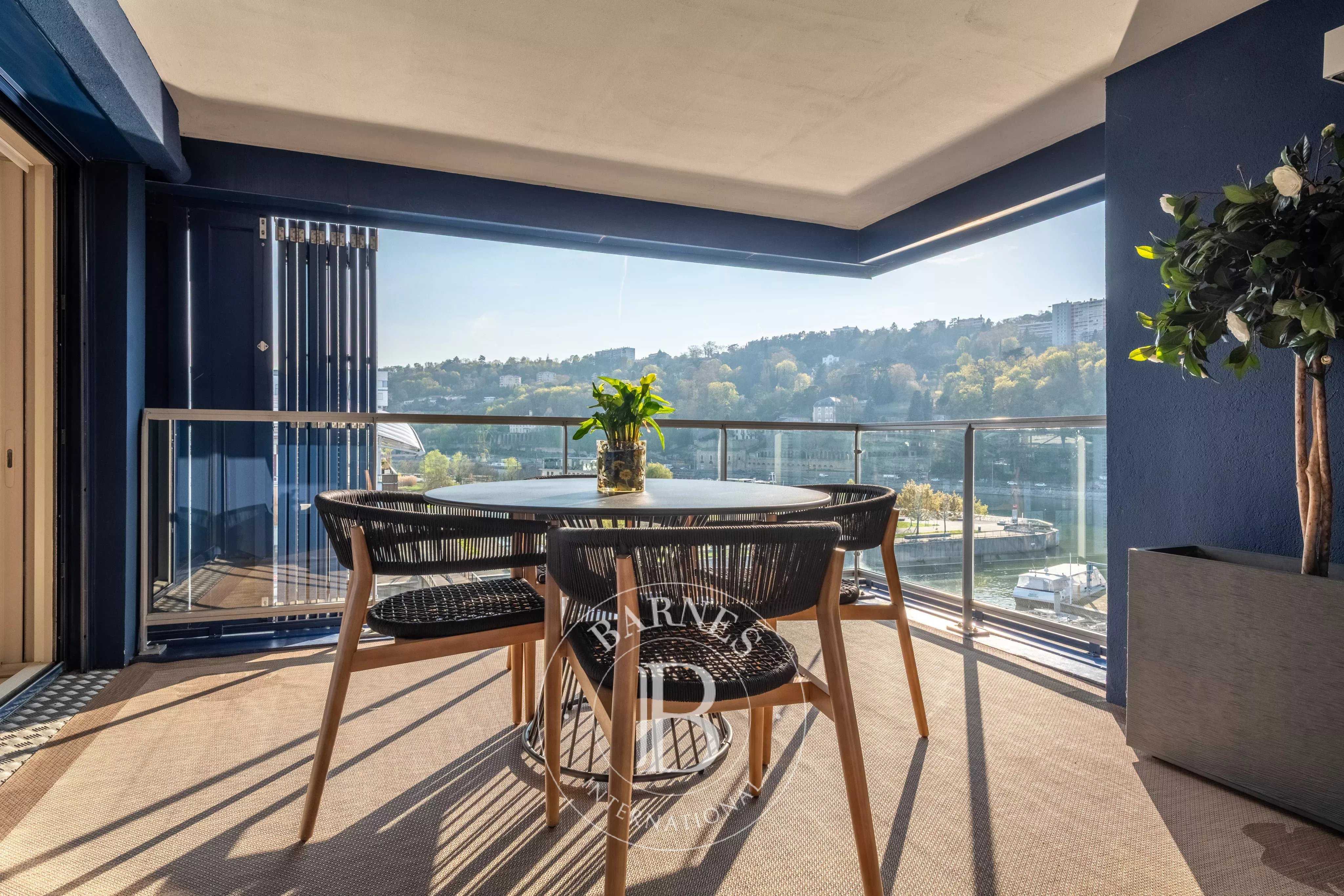 Appartement Lyon 69002  -  ref 86804037 (picture 1)