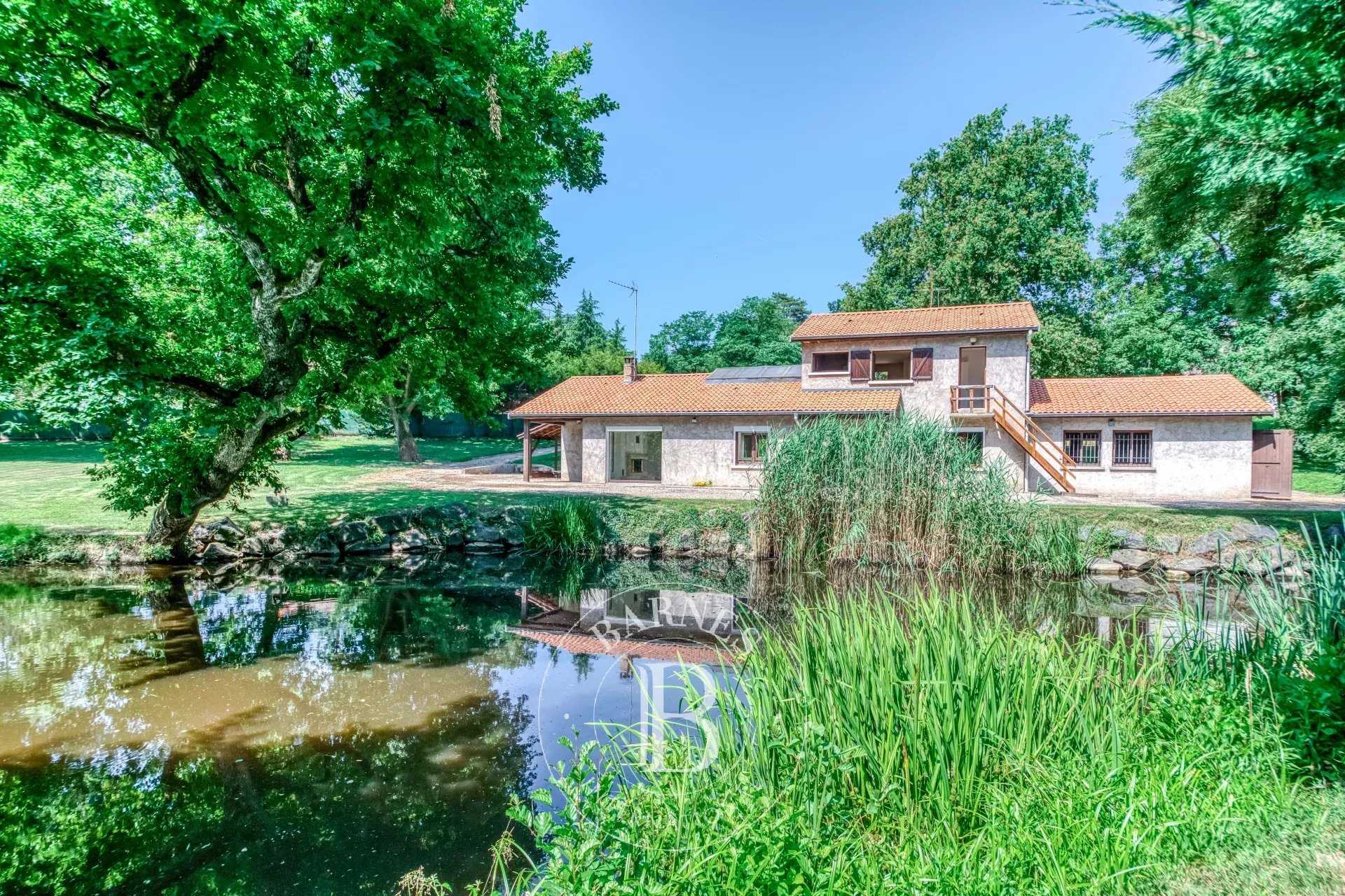 House Écully  -  ref 85996210 (picture 1)