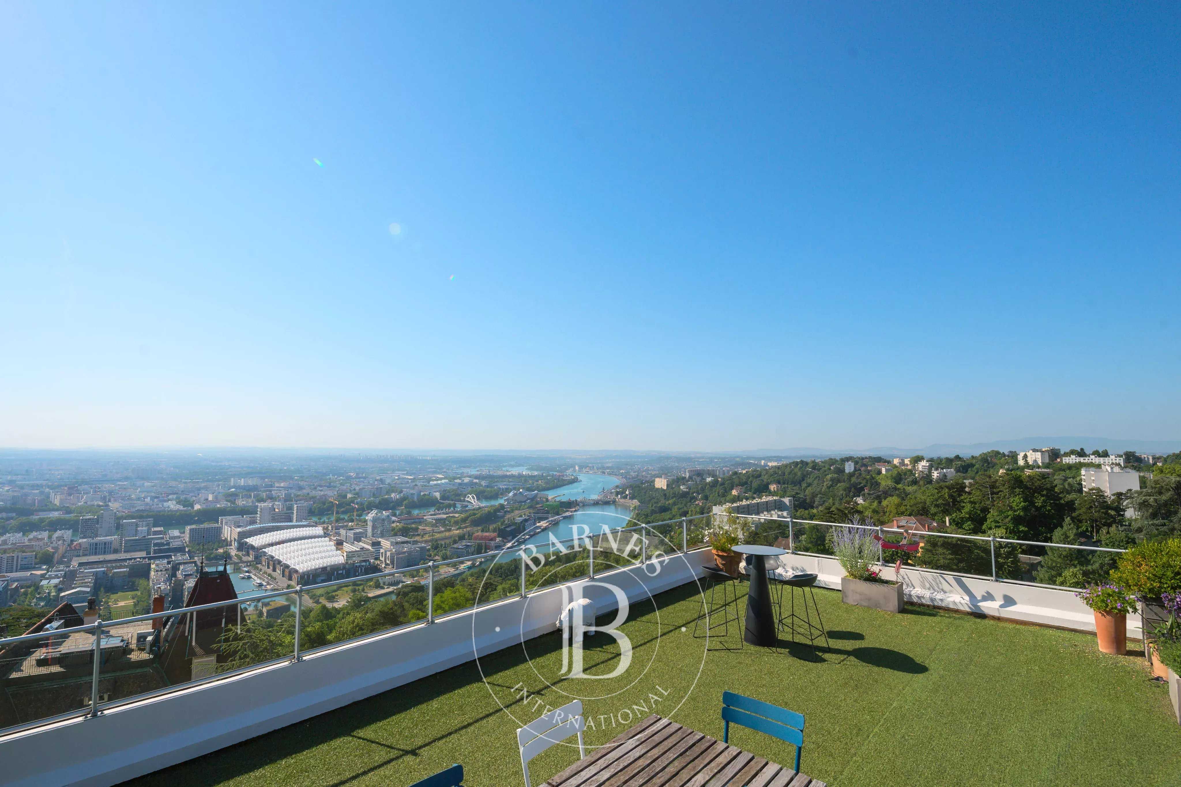 Appartement Sainte-Foy-lès-Lyon  -  ref 87008004 (picture 2)