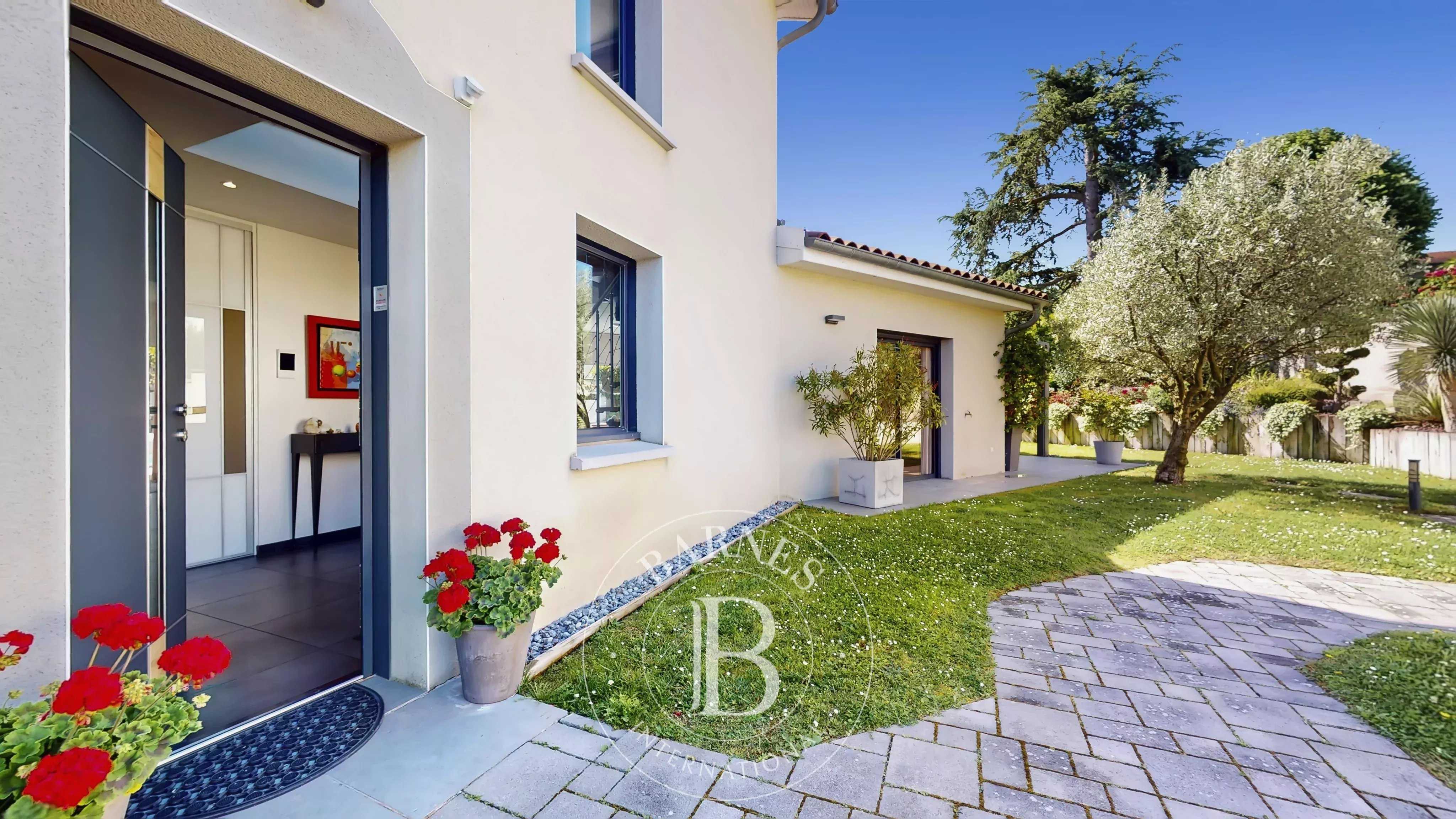 Maison Soucieu-en-Jarrest  -  ref 86856511 (picture 1)
