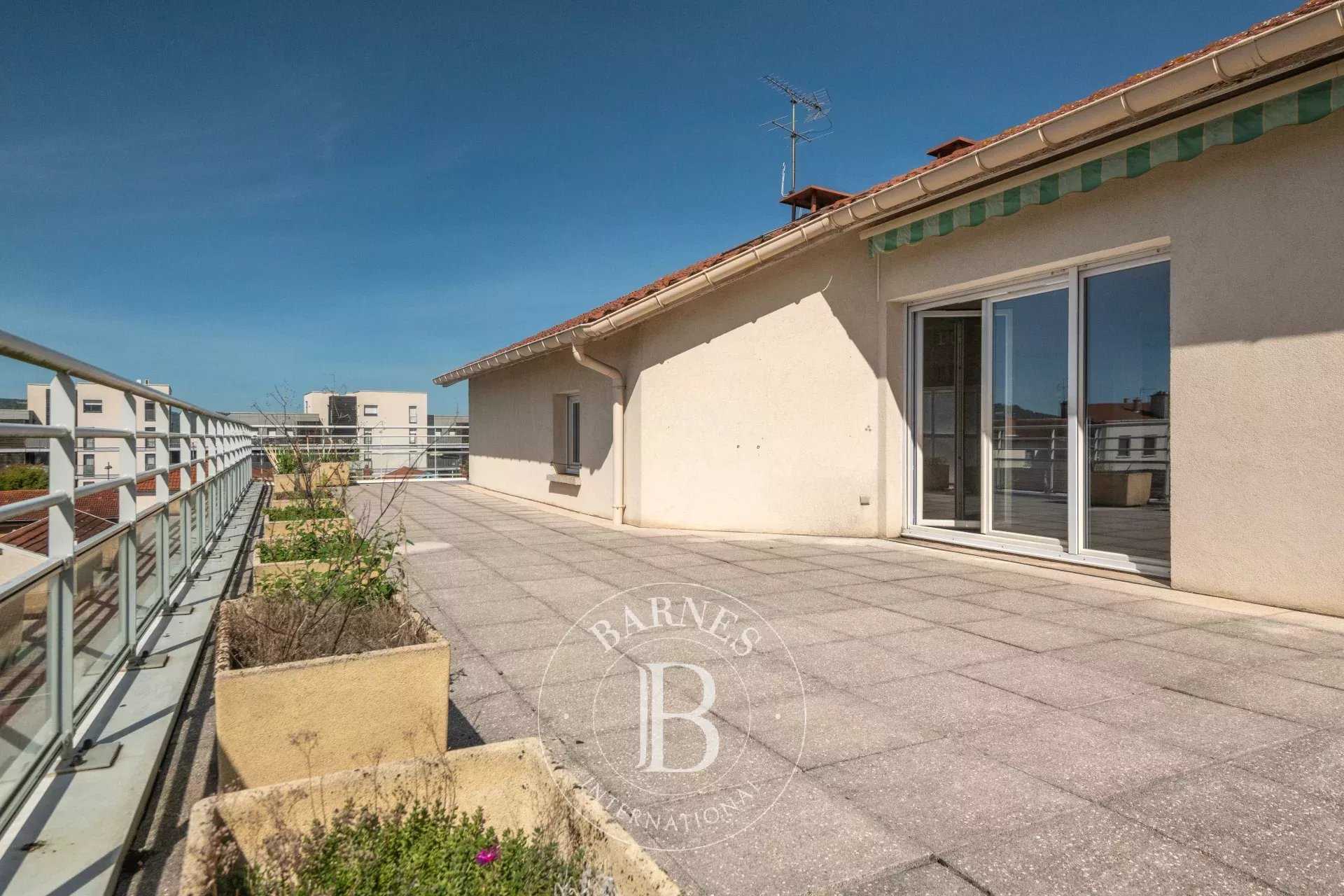 Appartement Sathonay-Camp  -  ref 86108990 (picture 1)