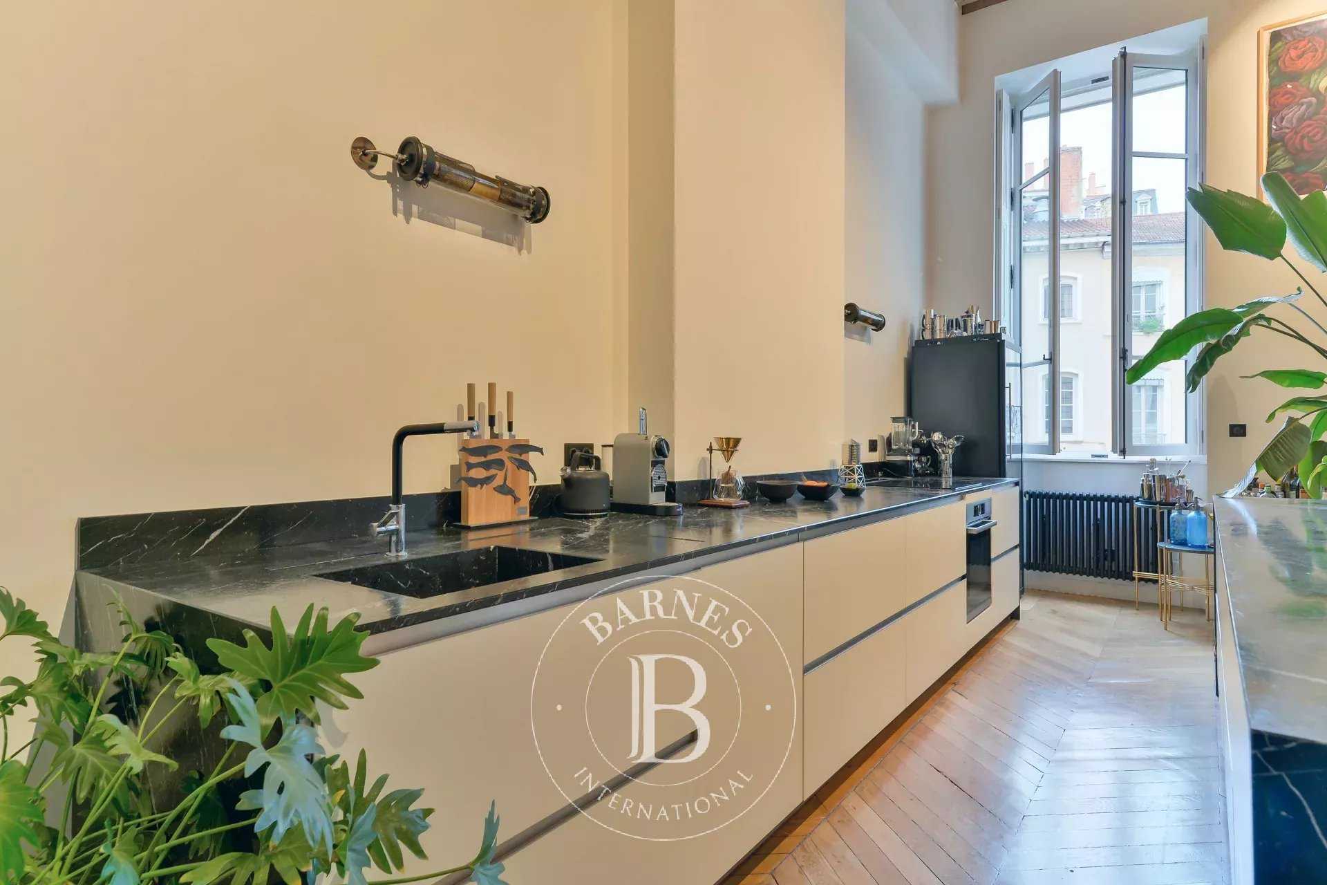 Appartement Lyon 69001  -  ref 85684868 (picture 2)