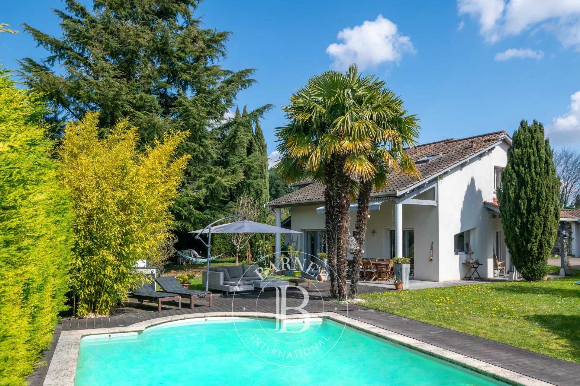 Maison Saint-Didier-au-Mont-d'Or  -  ref 85605995 (picture 1)