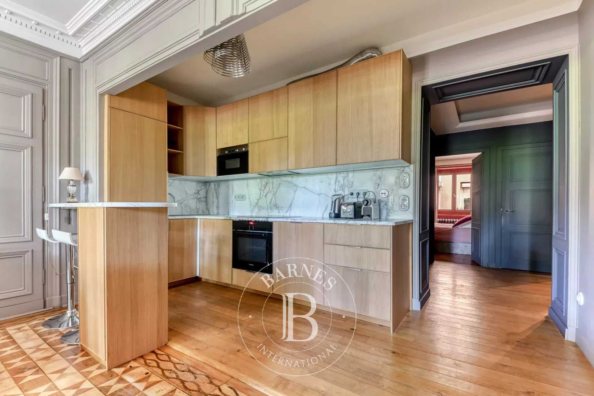 Appartement Lyon 69006  -  ref 85966882 (picture 2)