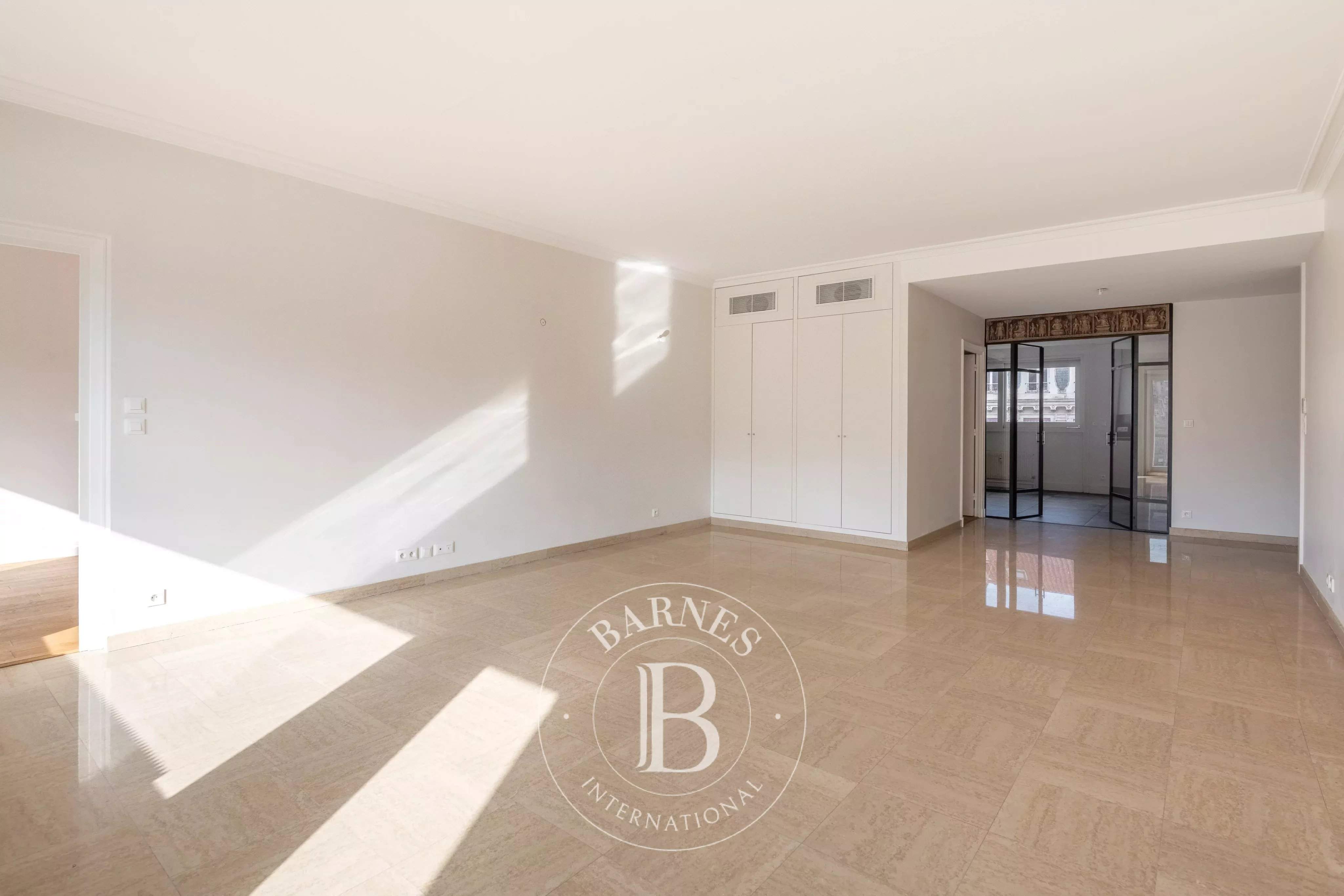 Lyon  - Appartement 4 Pi&egrave;ces 3 Chambres - picture 5