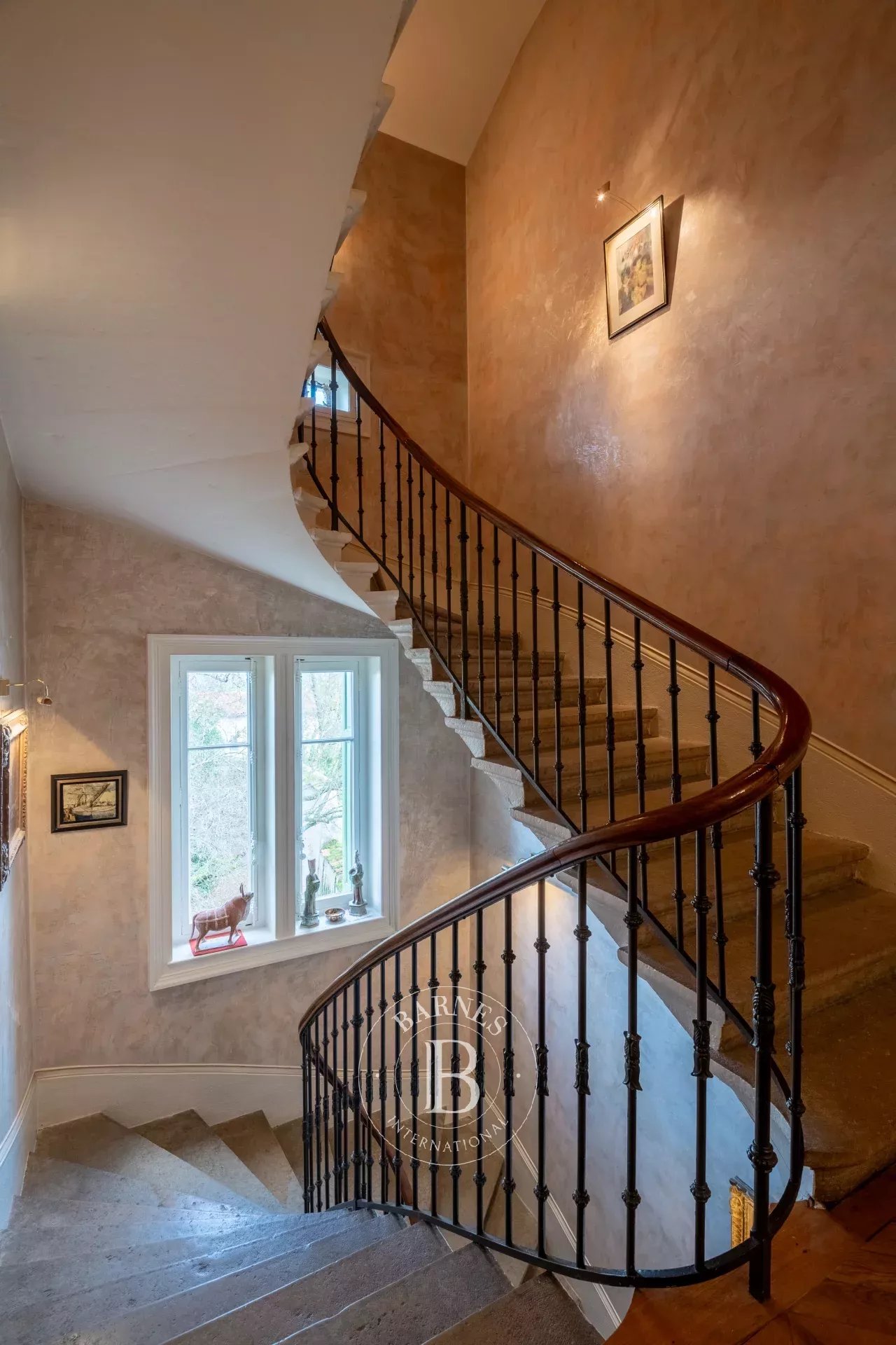 Dommartin  - Propriété 16 Pi&egrave;ces 9 Chambres - picture 6