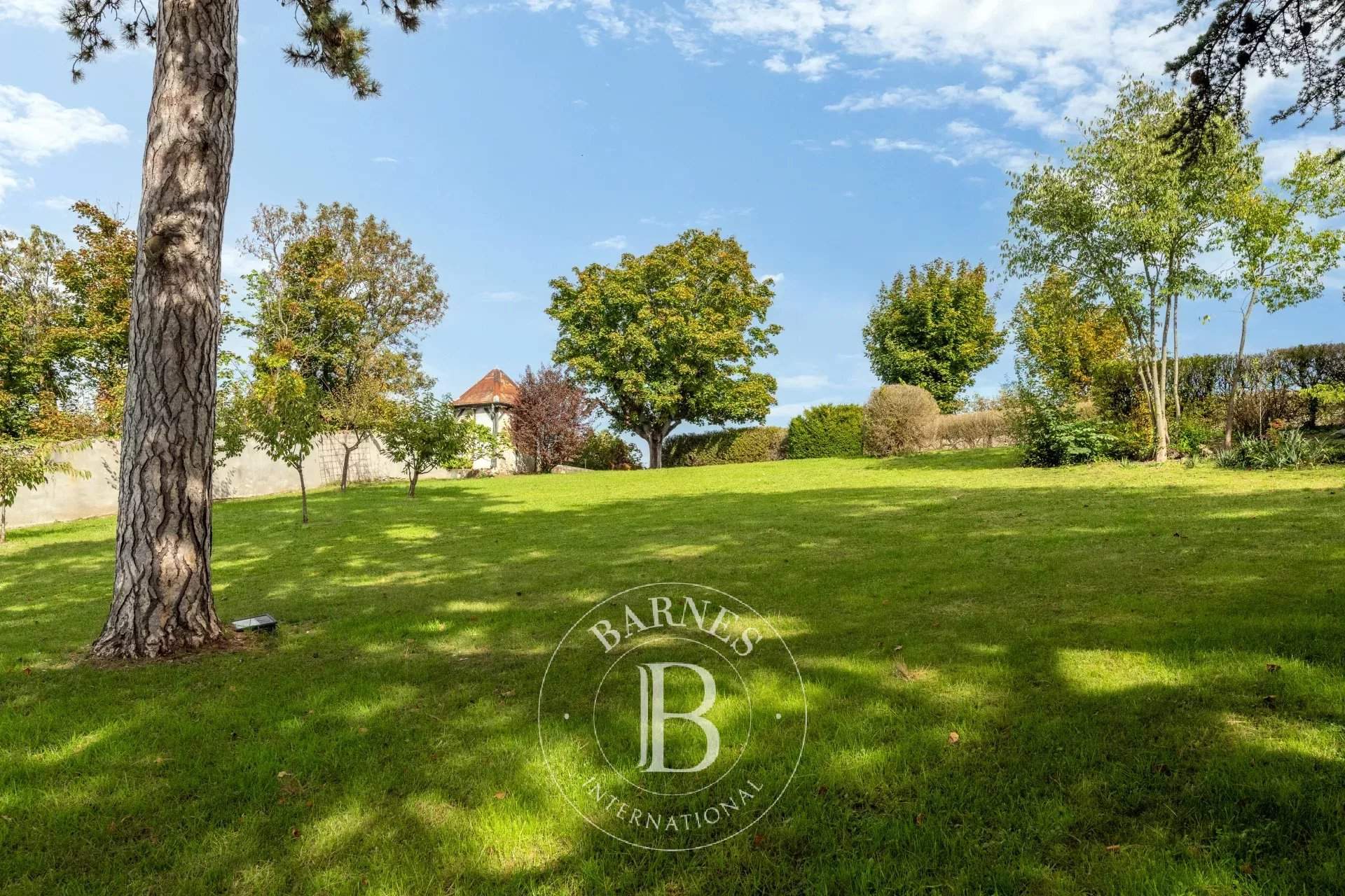 Caluire-et-Cuire  - House 6 Bedrooms - picture 17