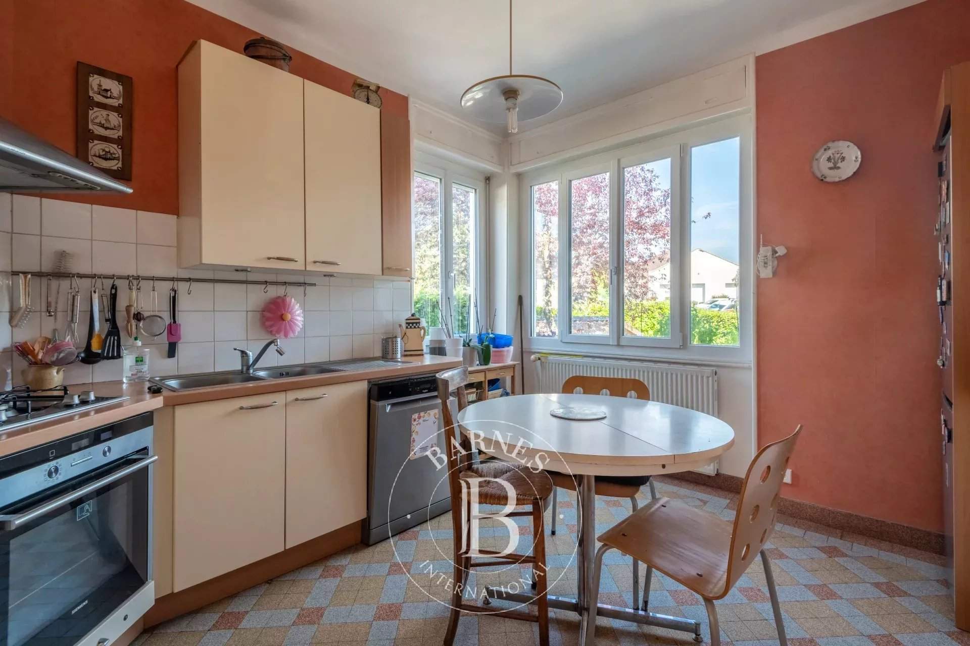 Francheville  - Maison 9 Pi&egrave;ces 5 Chambres - picture 7