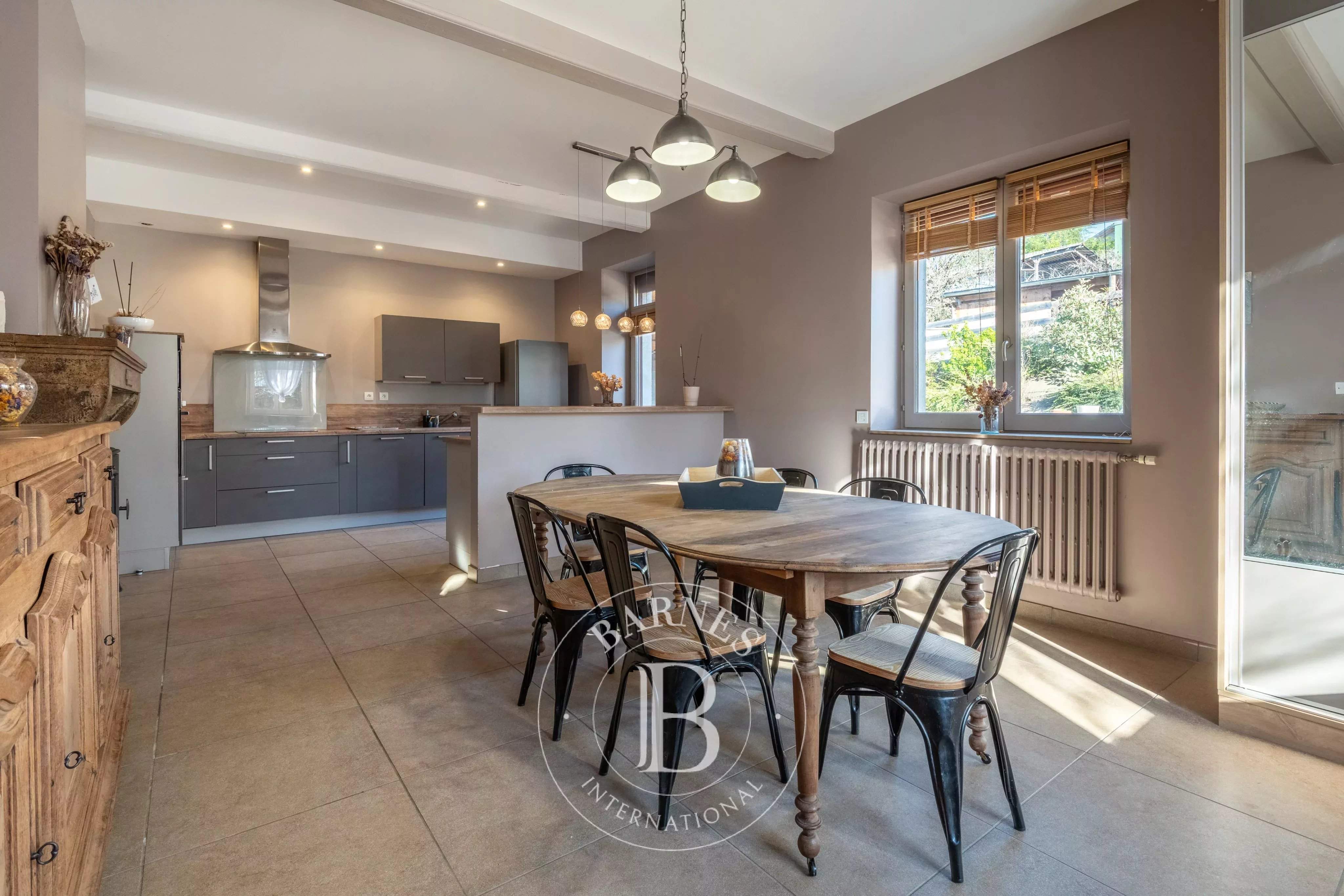 Sarcey  - Maison 7 Pi&egrave;ces 4 Chambres - picture 5