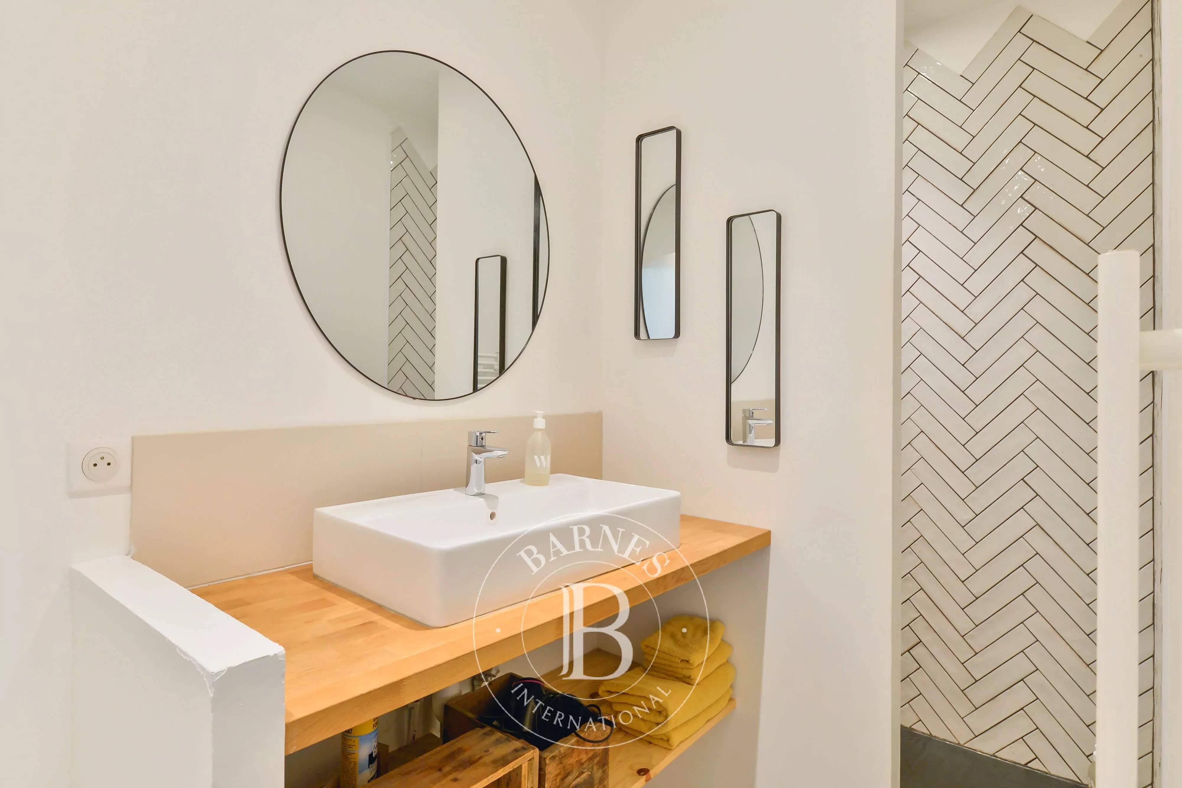 Lyon  - Appartement 8 Pi&egrave;ces 6 Chambres - picture 12