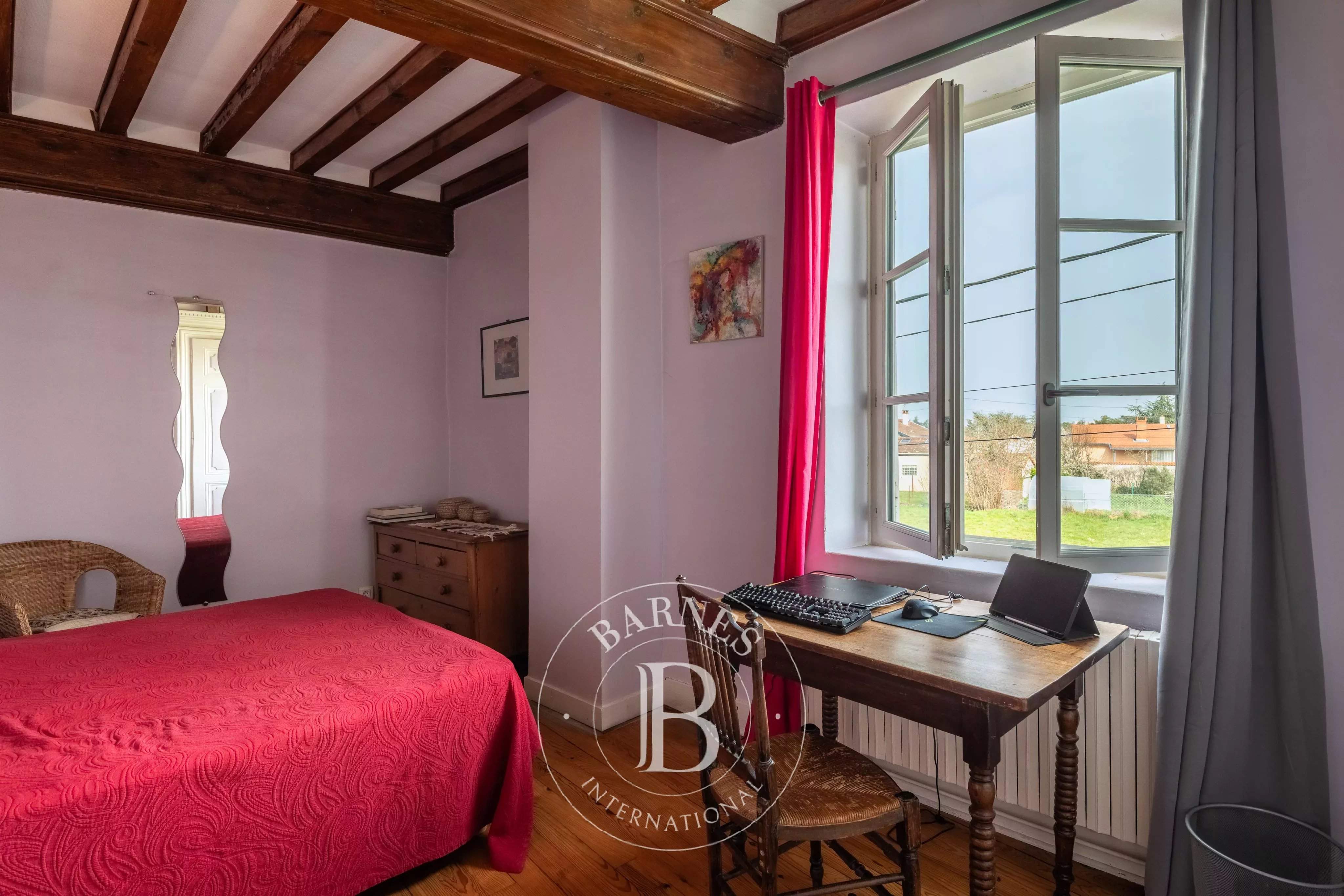 Francheville  - Maison 7 Pi&egrave;ces 6 Chambres - picture 12