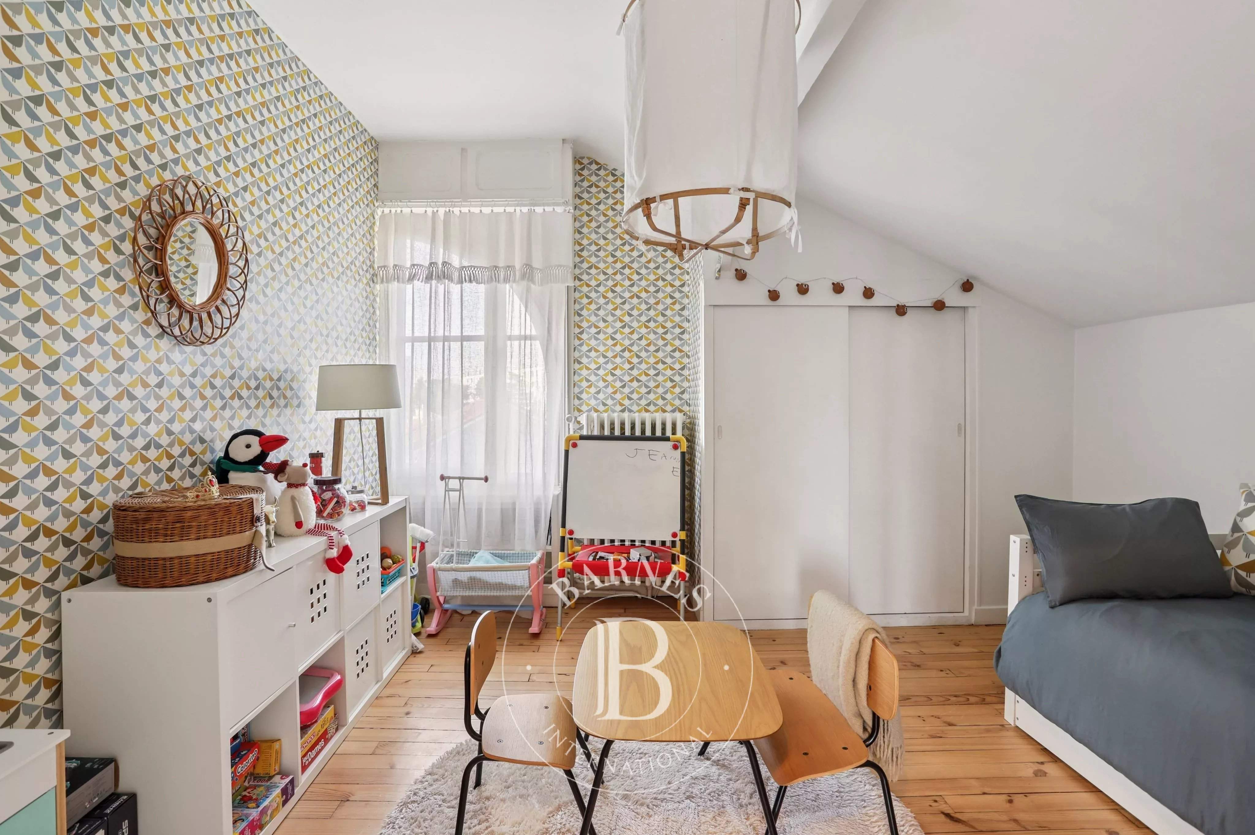 Lyon  - Casa 6 Cuartos 4 Habitaciones - picture 8