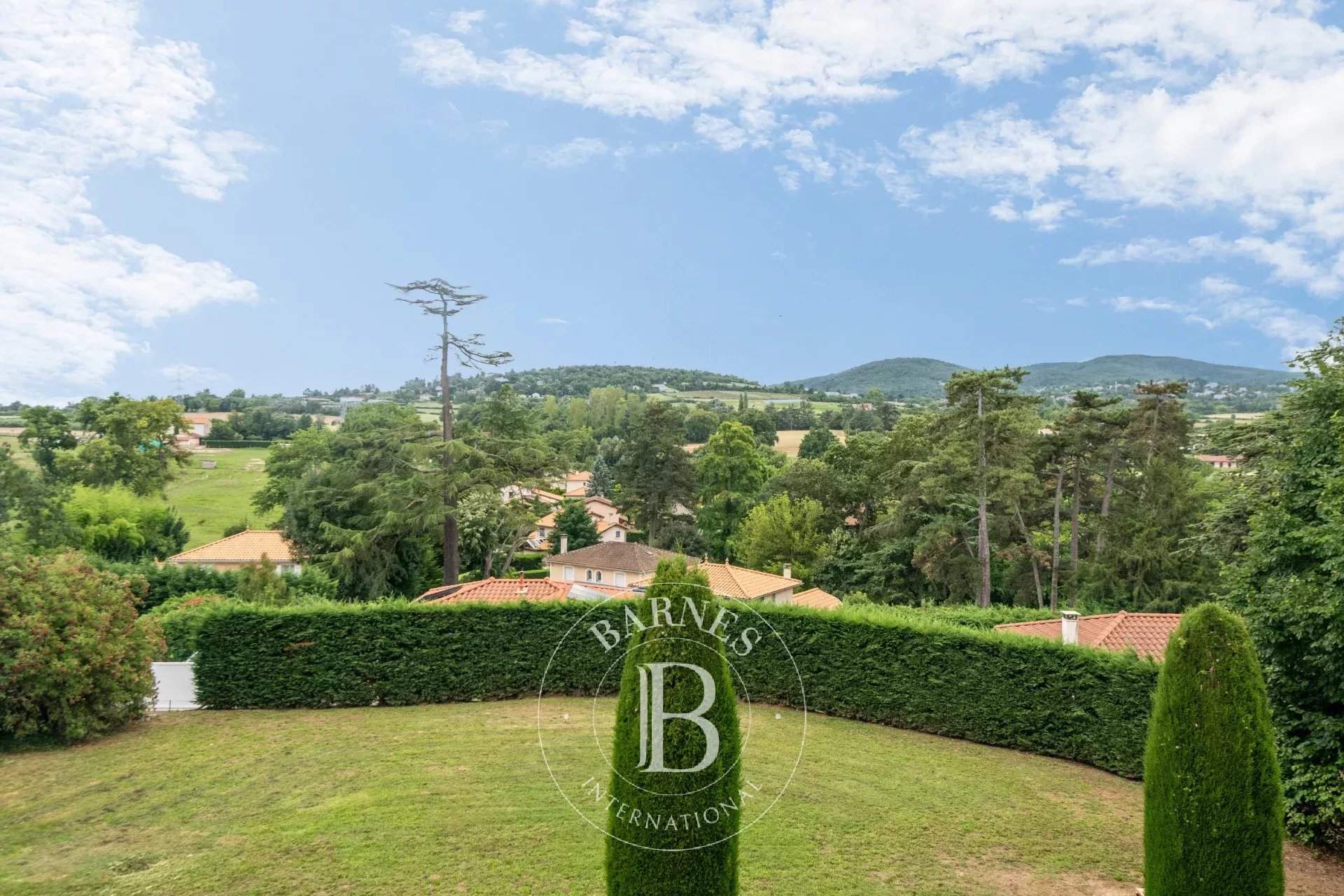 Lentilly  - Maison 17 Pi&egrave;ces 11 Chambres - picture 14