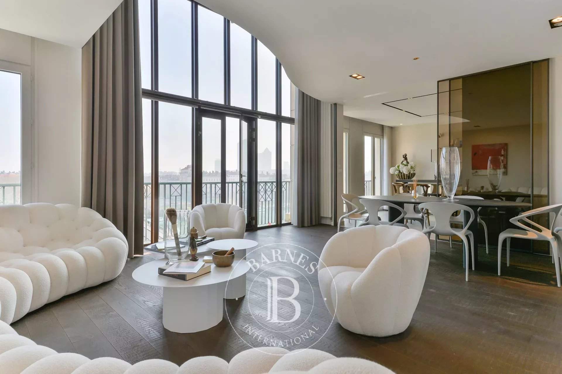 Lyon  - Appartement 5 Pi&egrave;ces 3 Chambres - picture 1