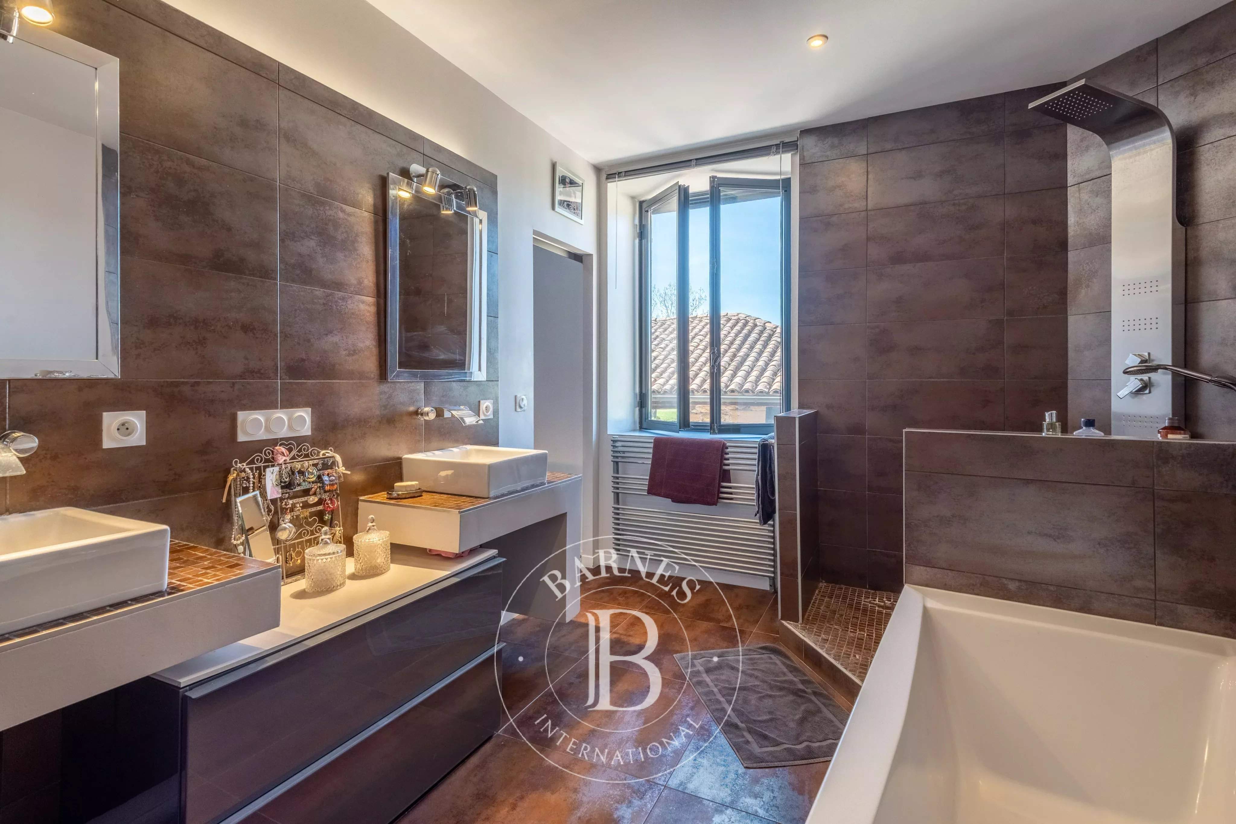 Lentilly  - Maison 7 Pi&egrave;ces 5 Chambres - picture 12