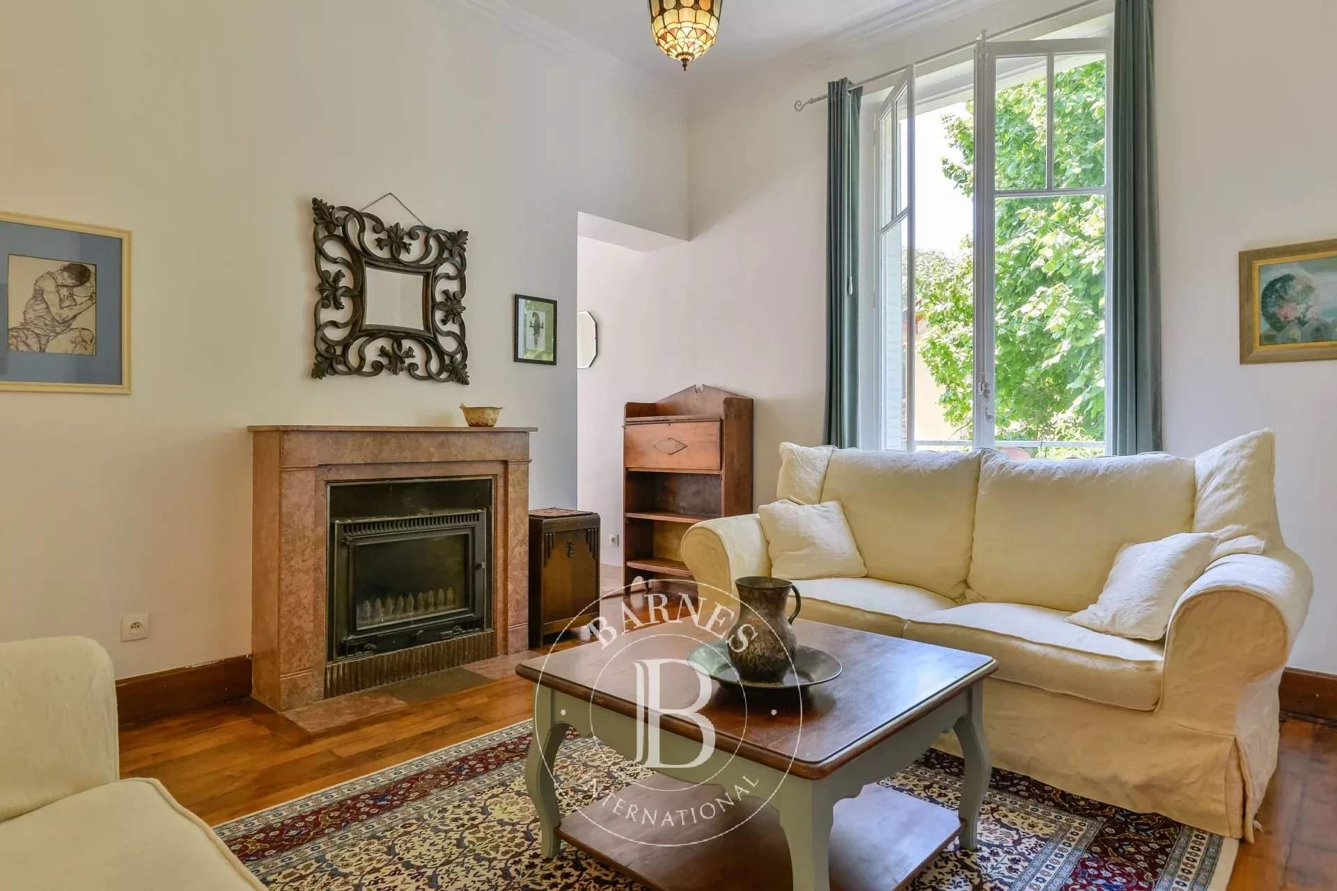 Fleurieu-sur-Saône  - Maison 8 Pi&egrave;ces 6 Chambres - picture 4