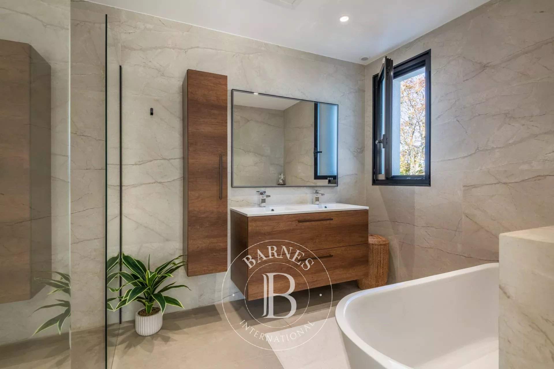 Neyron  - House 4 Bedrooms - picture 10