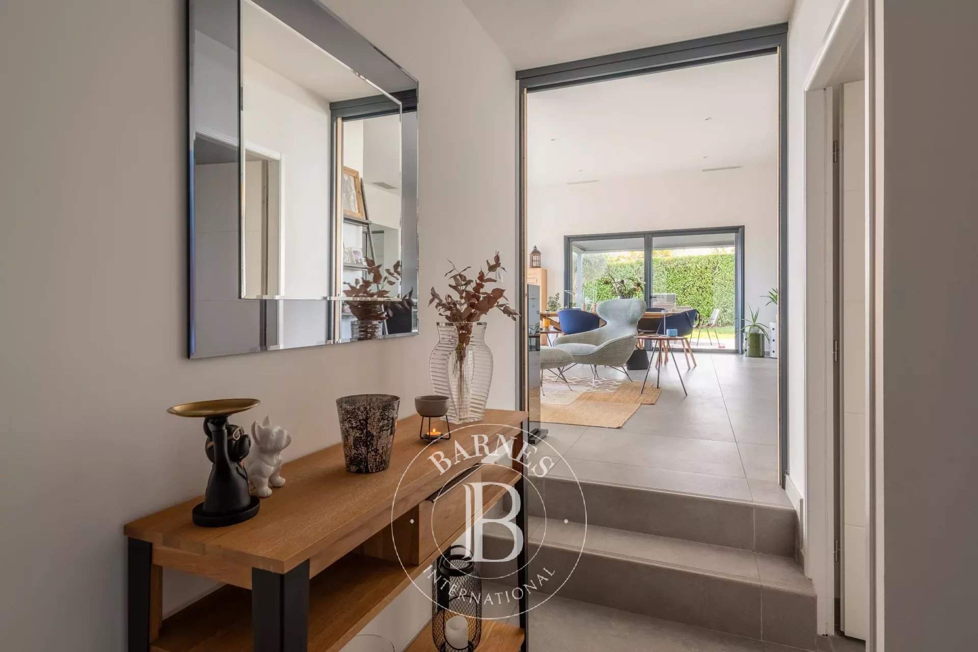 Neyron  - Maison 8 Pi&egrave;ces 4 Chambres - picture 8