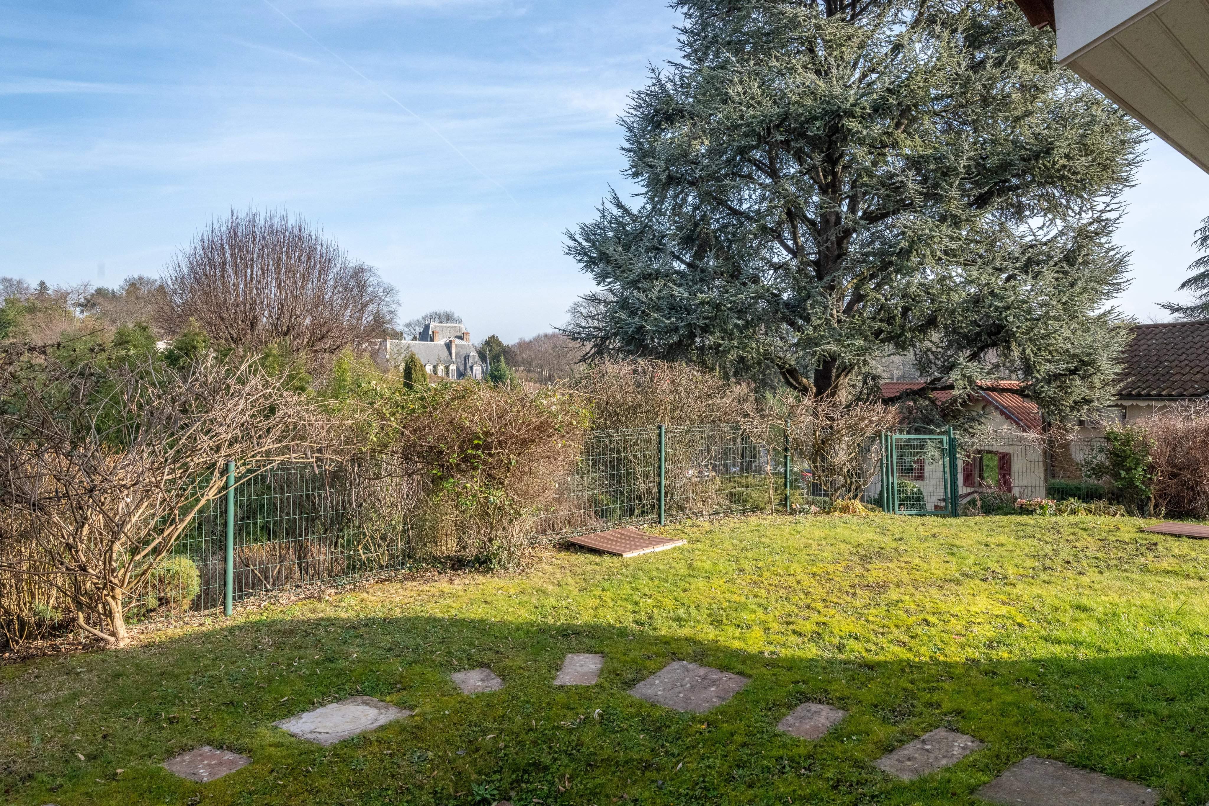 Collonges-au-Mont-d'Or  - Maison 7 Pi&egrave;ces 5 Chambres - picture 15