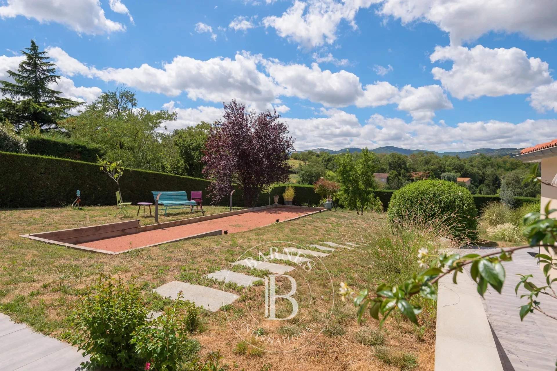 Brindas  - House 6 Bedrooms - picture 4