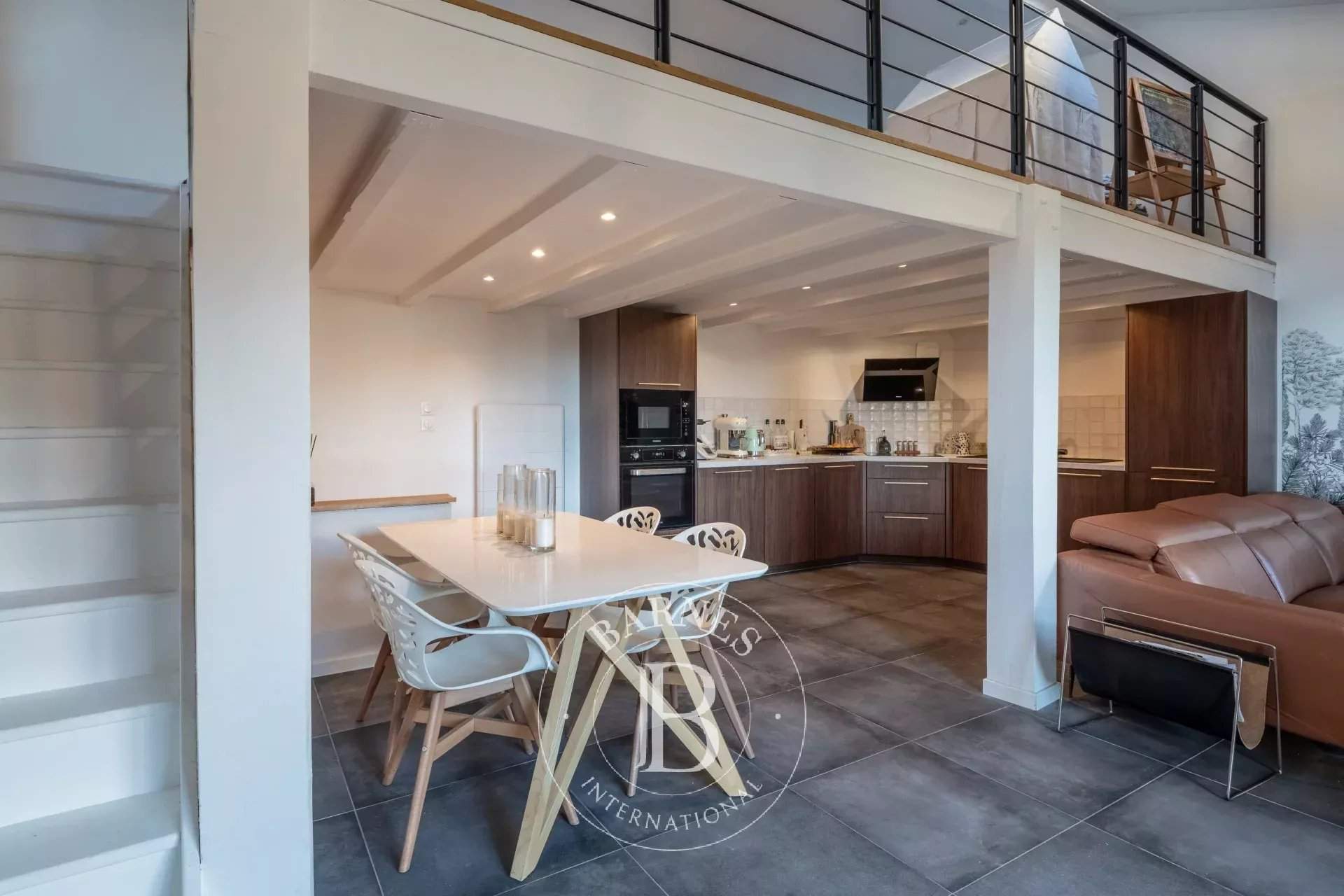 Limonest  - Apartment 2 Bedrooms - picture 10