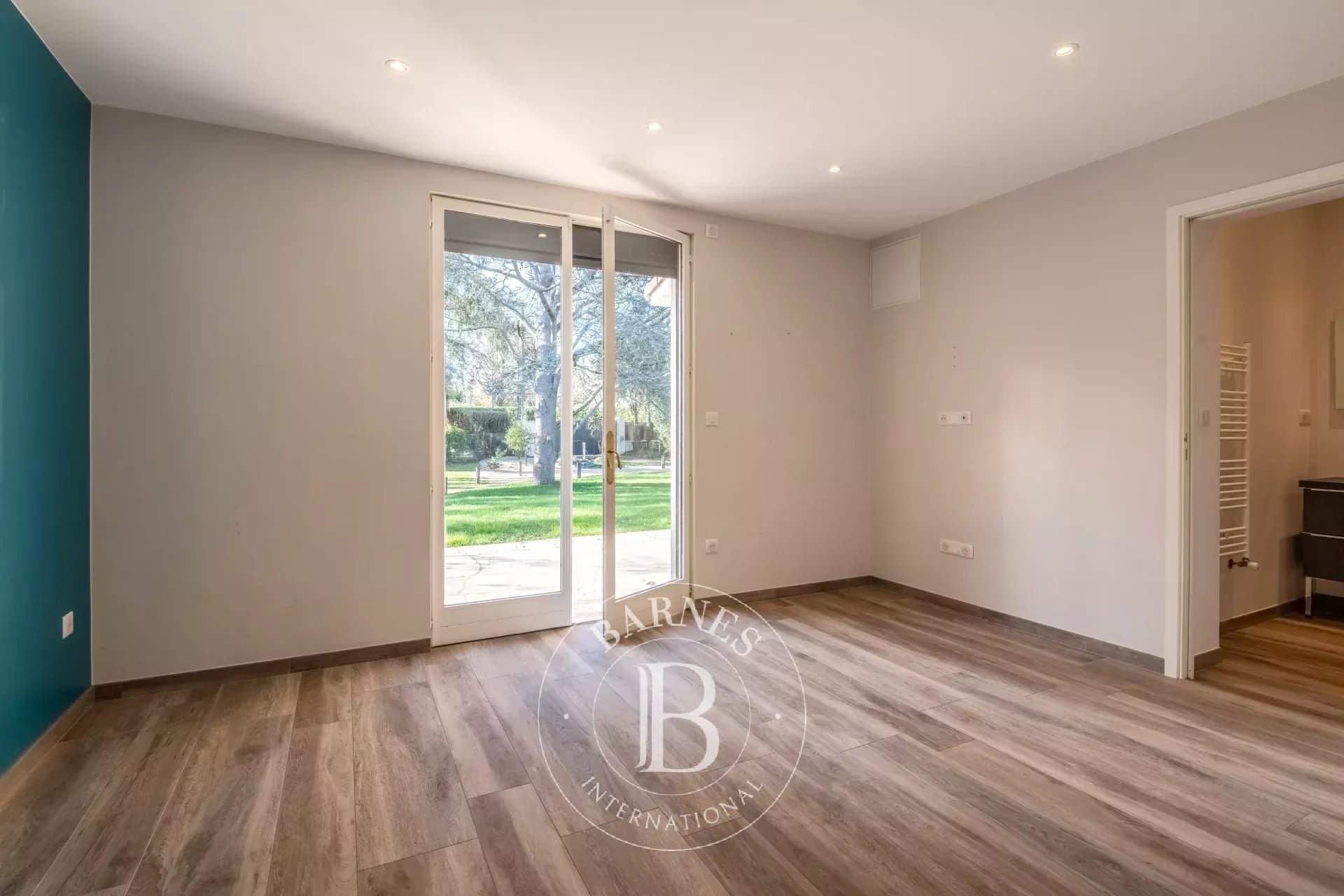 Écully  - House 4 Bedrooms - picture 14