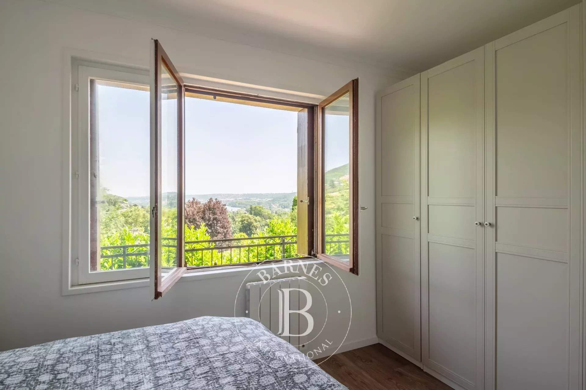 Saint-Romain-au-Mont-d'Or  - Maison 10 Pi&egrave;ces 4 Chambres - picture 9