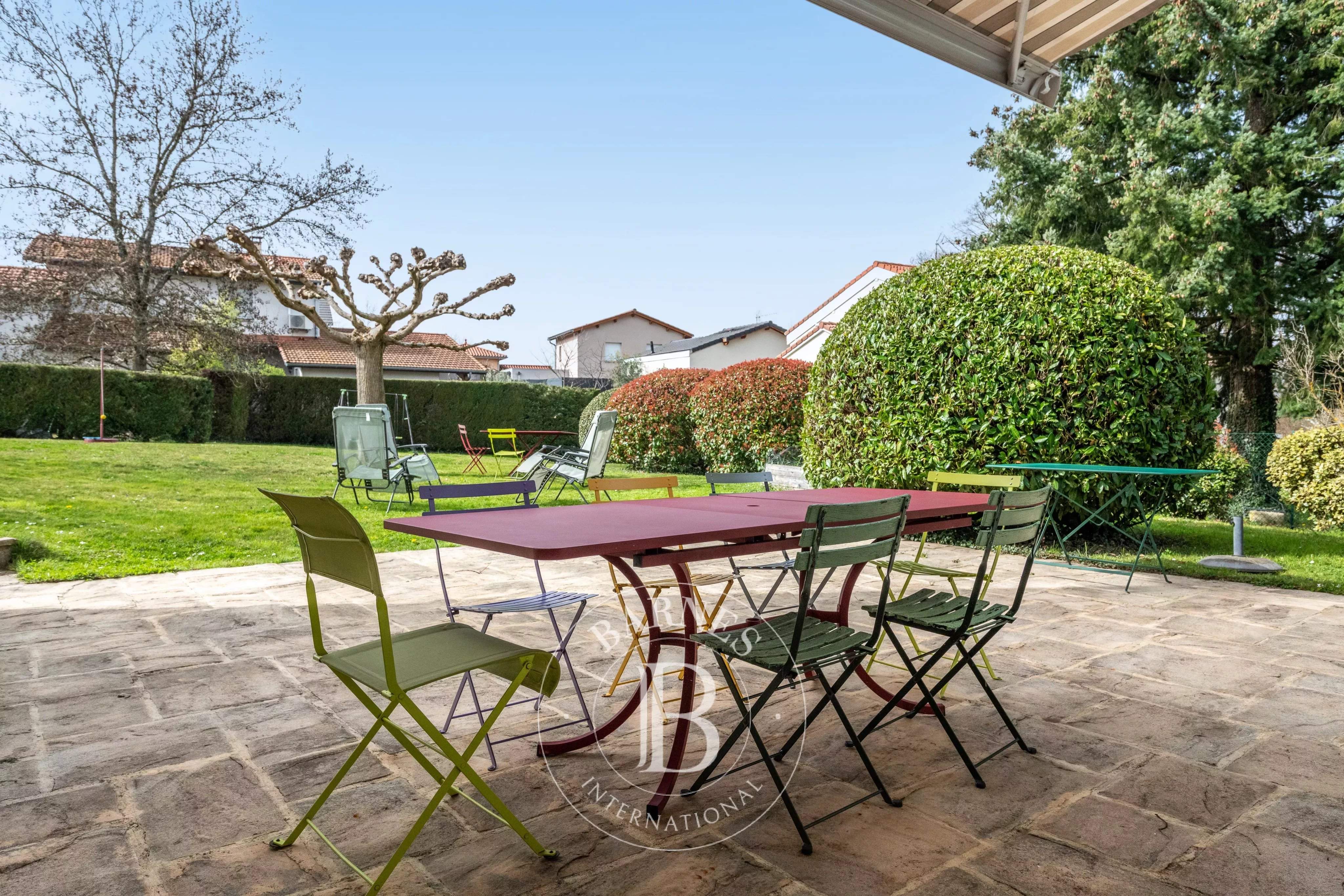 Francheville  - Maison 7 Pi&egrave;ces 6 Chambres - picture 7