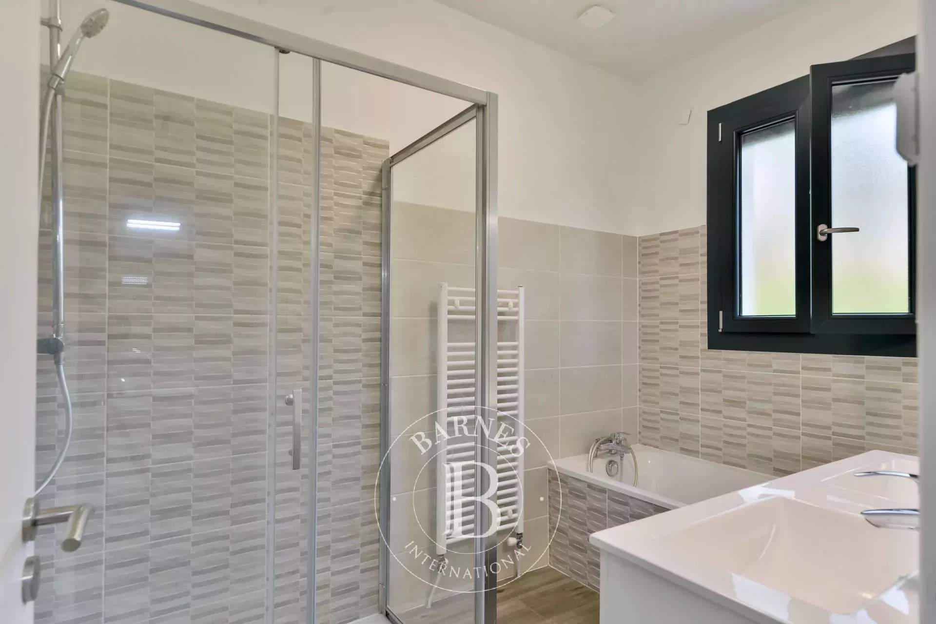 Saint-Genis-Laval  - Maison 4 Pi&egrave;ces 3 Chambres - picture 8