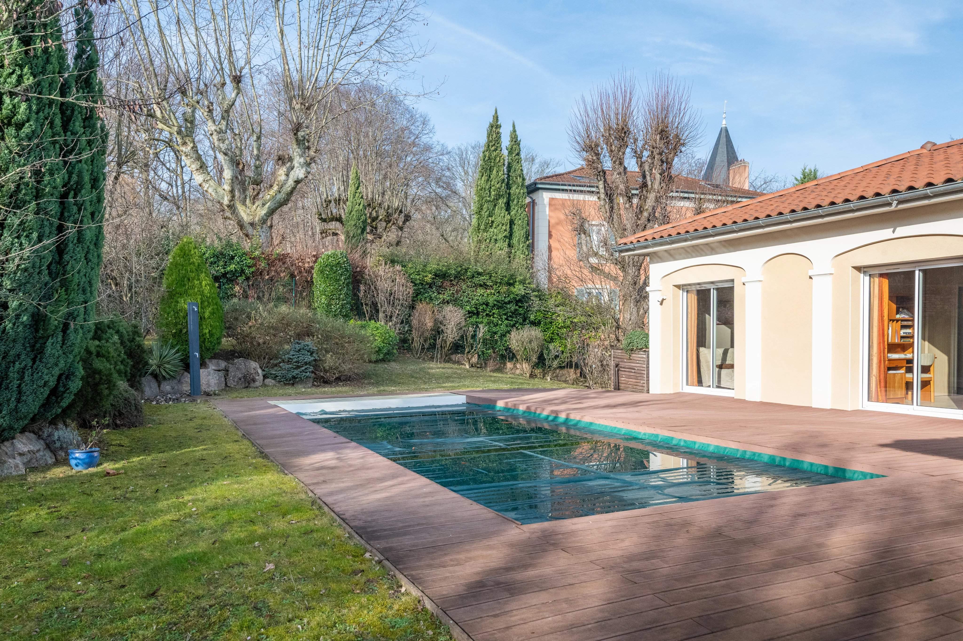 Collonges-au-Mont-d'Or  - Maison 7 Pi&egrave;ces 5 Chambres - picture 16