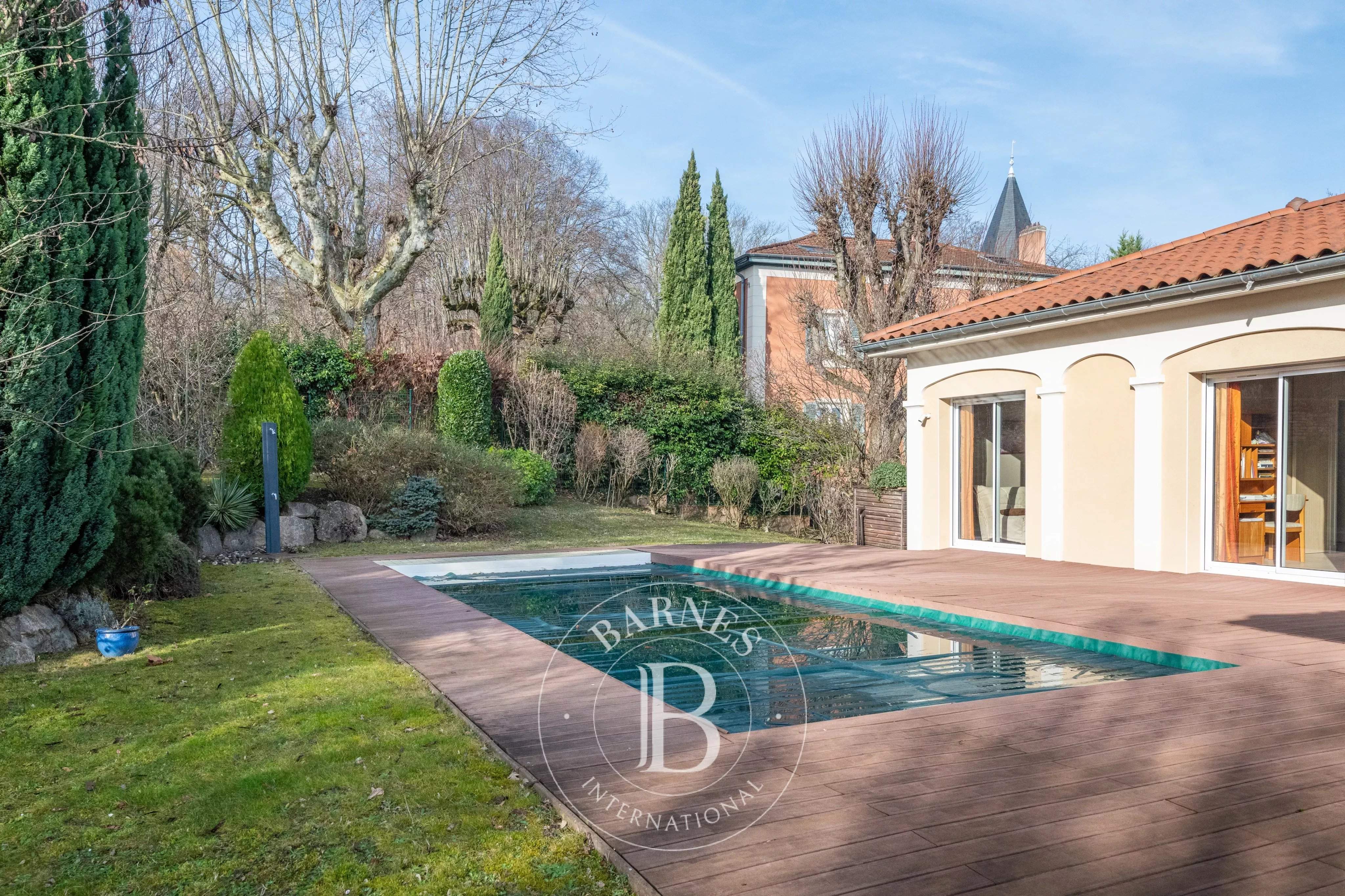 Collonges-au-Mont-d'Or  - Maison 7 Pi&egrave;ces 5 Chambres - picture 16