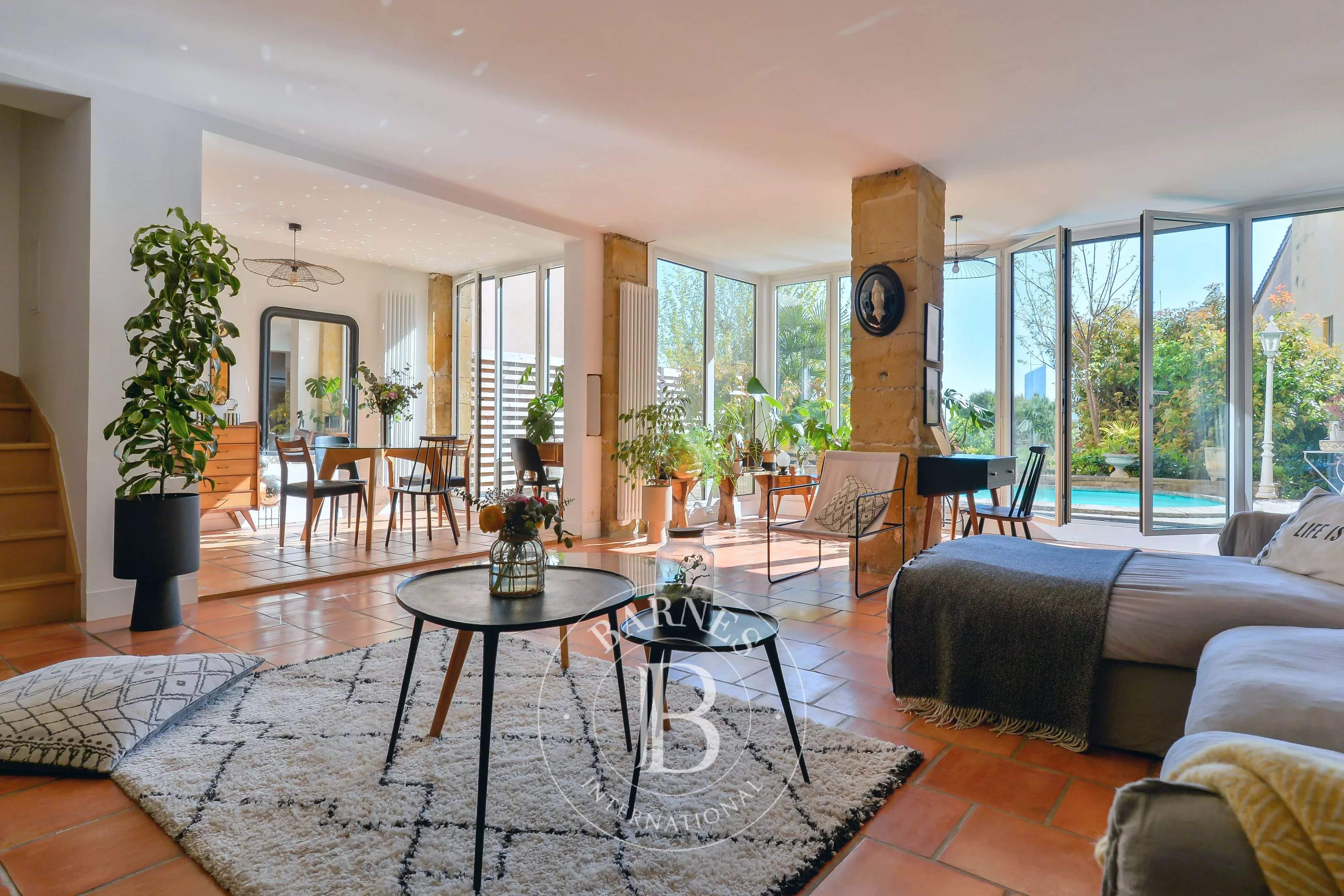 Lyon  - Appartement 8 Pi&egrave;ces 6 Chambres - picture 5